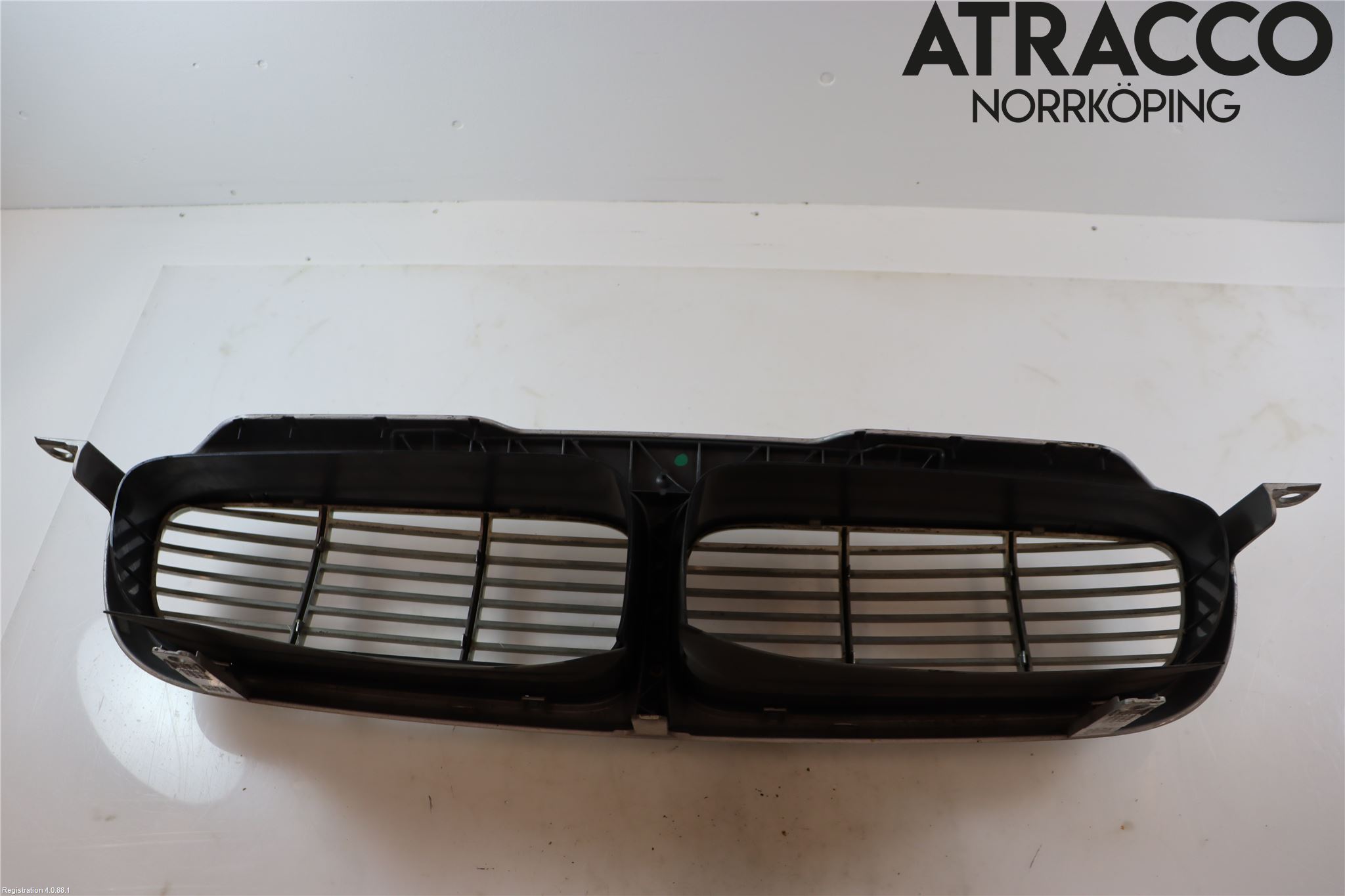 Jaguar XJ X350        03-09 Grill Komplett