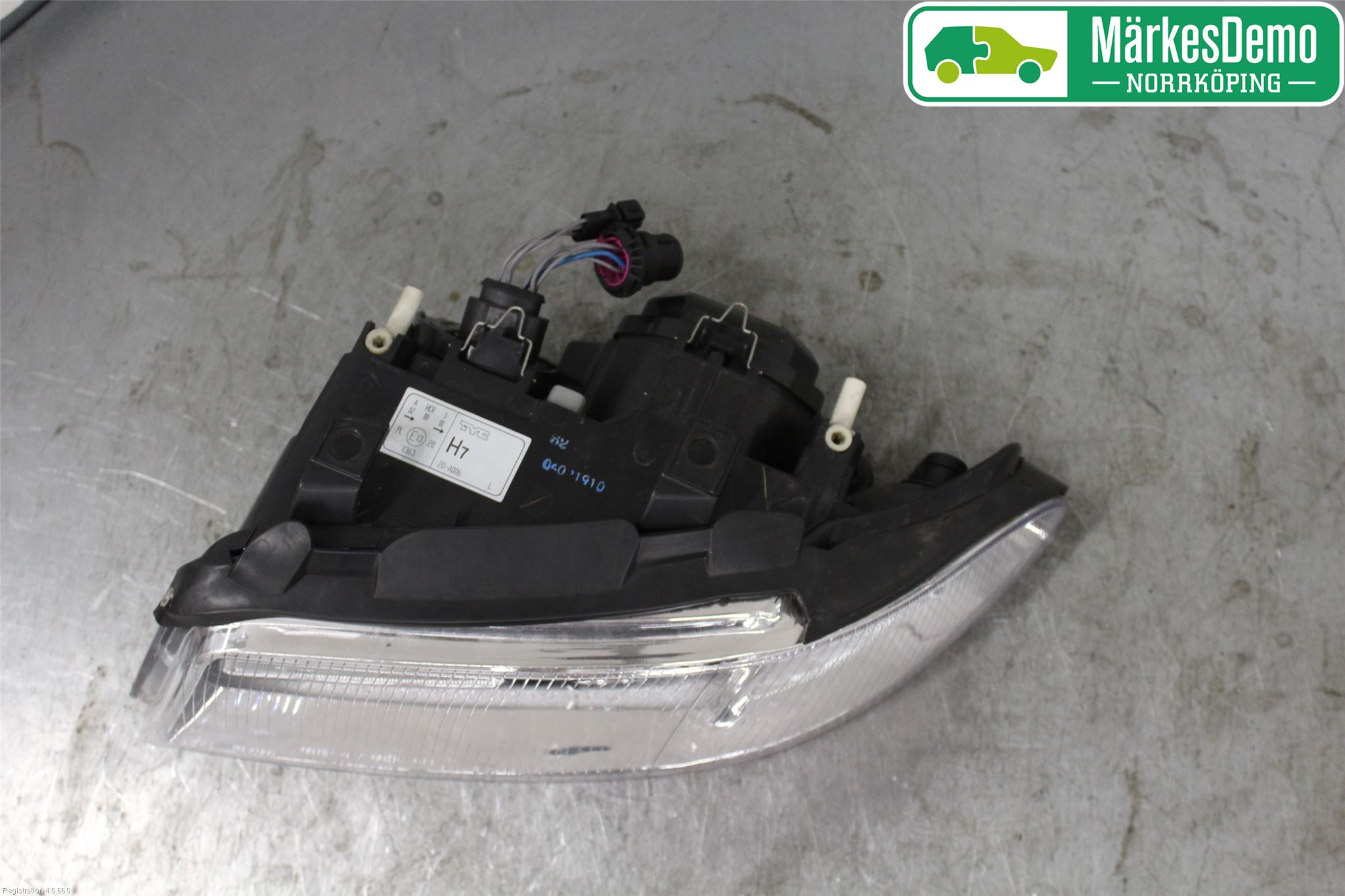 Audi A4/S4 99B-00 Frontlykt Venstre