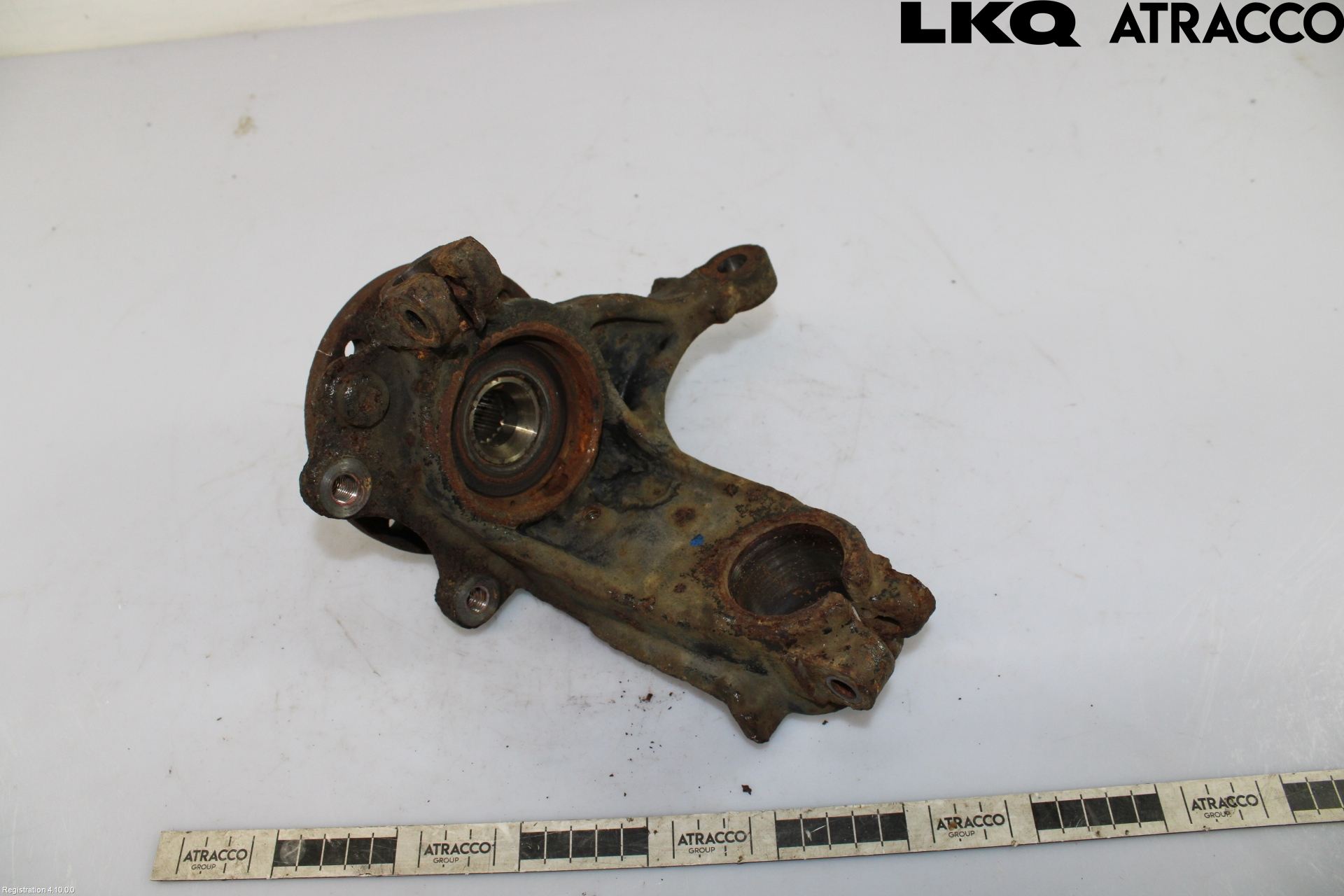 Peugeot 208 12-15 Spindel Vf