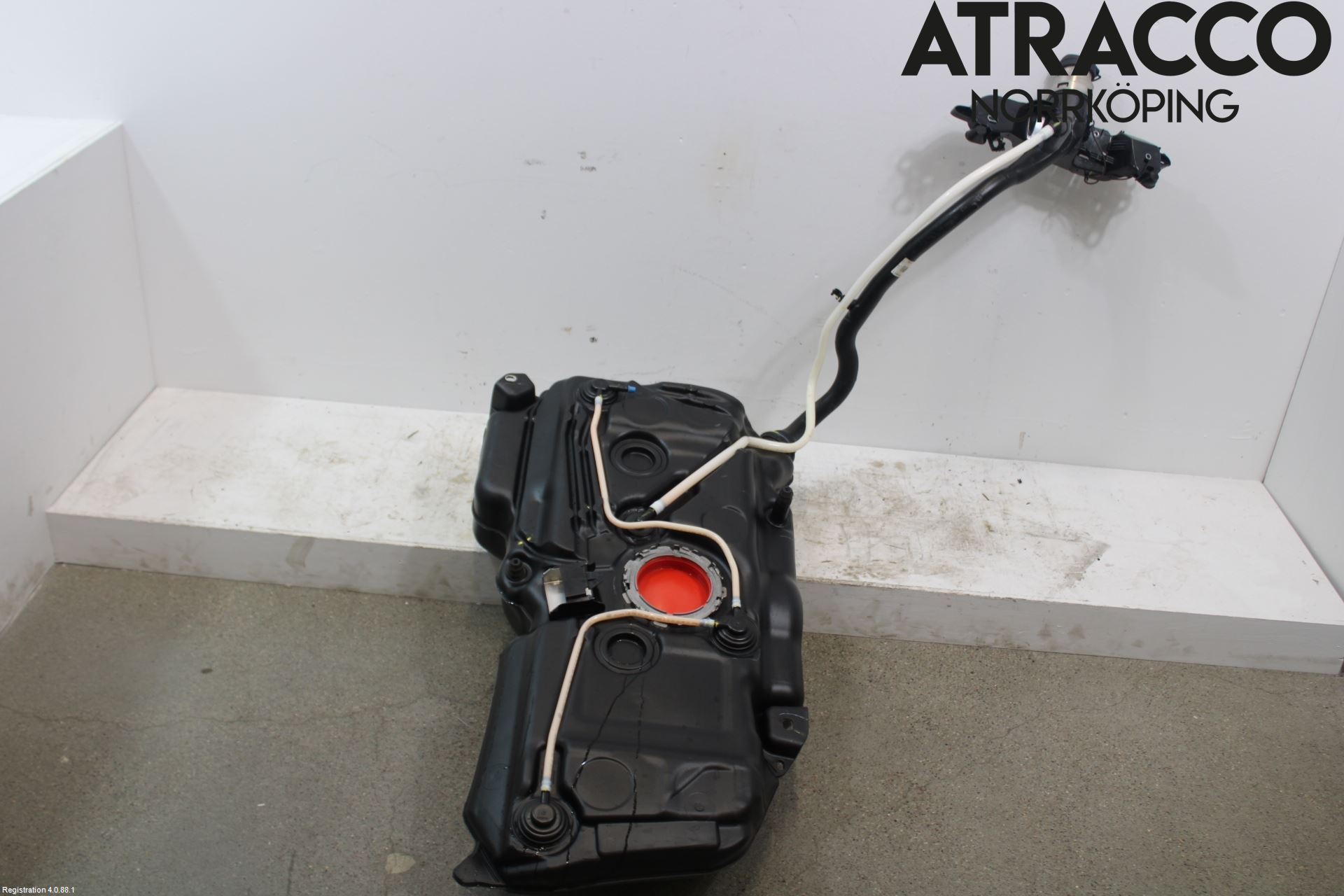 Audi Q3 F3 19- Drivstofftank Innsprøytning