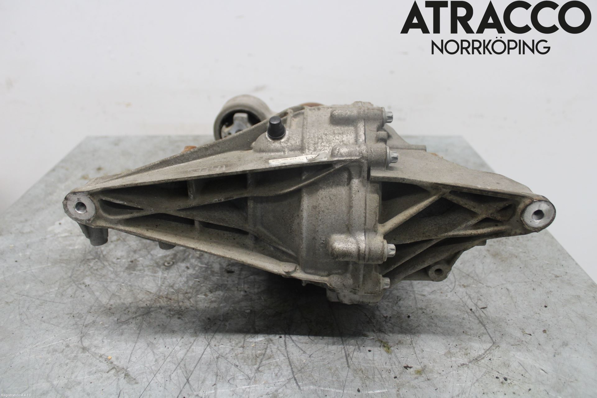 Volkswagen VW TOUAREG CR 18- Bakaksel Kardang Bak -Diff