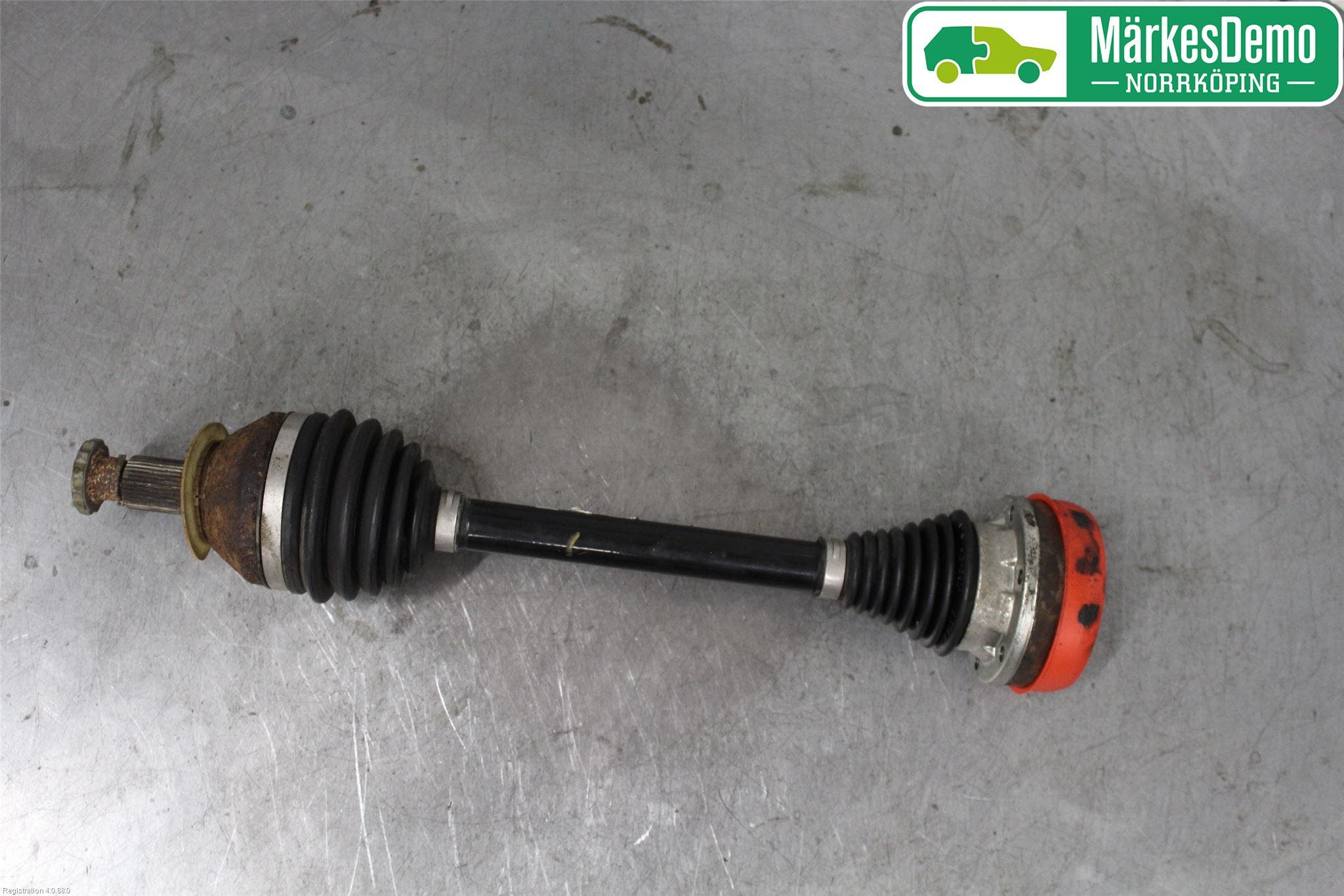 Volkswagen VW POLO 10-17 Drivaksel Foran Kompl Venstre