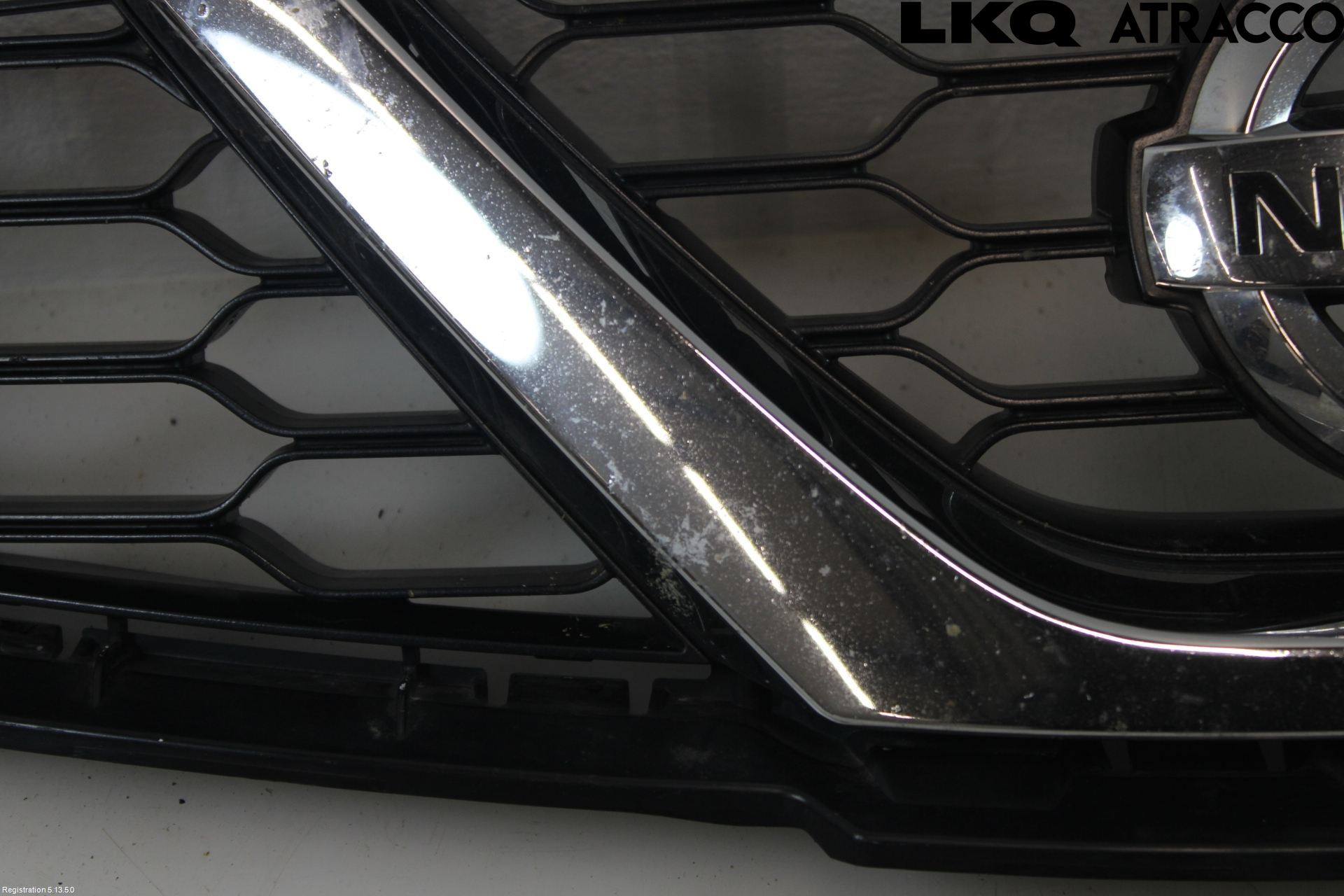 Nissan MICRA 11-16 Grill Komplett