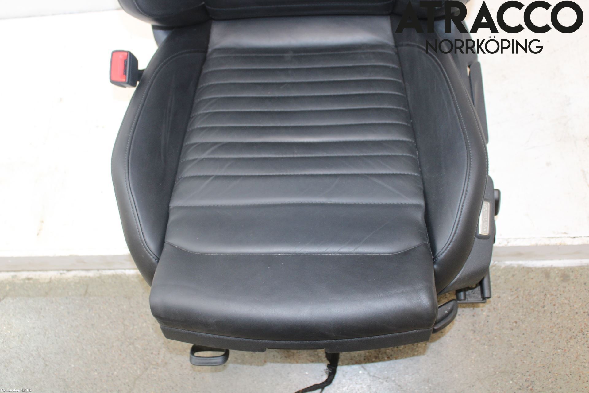Volkswagen VW PASSAT 15-19 Innr Sete Foran Venstre