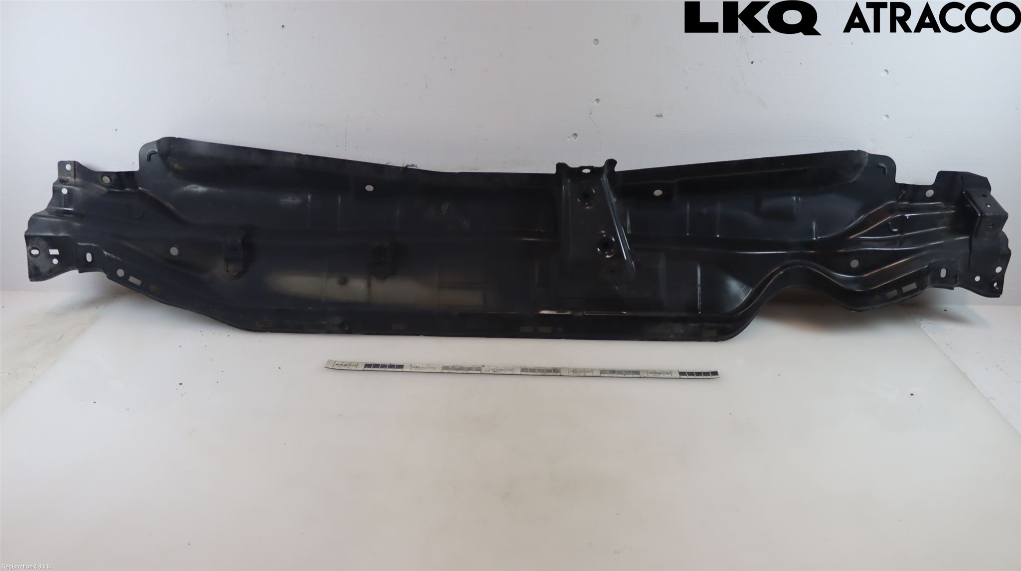 Toyota AVENSIS 09-15 Visker Deksel-Grill-Under Frr