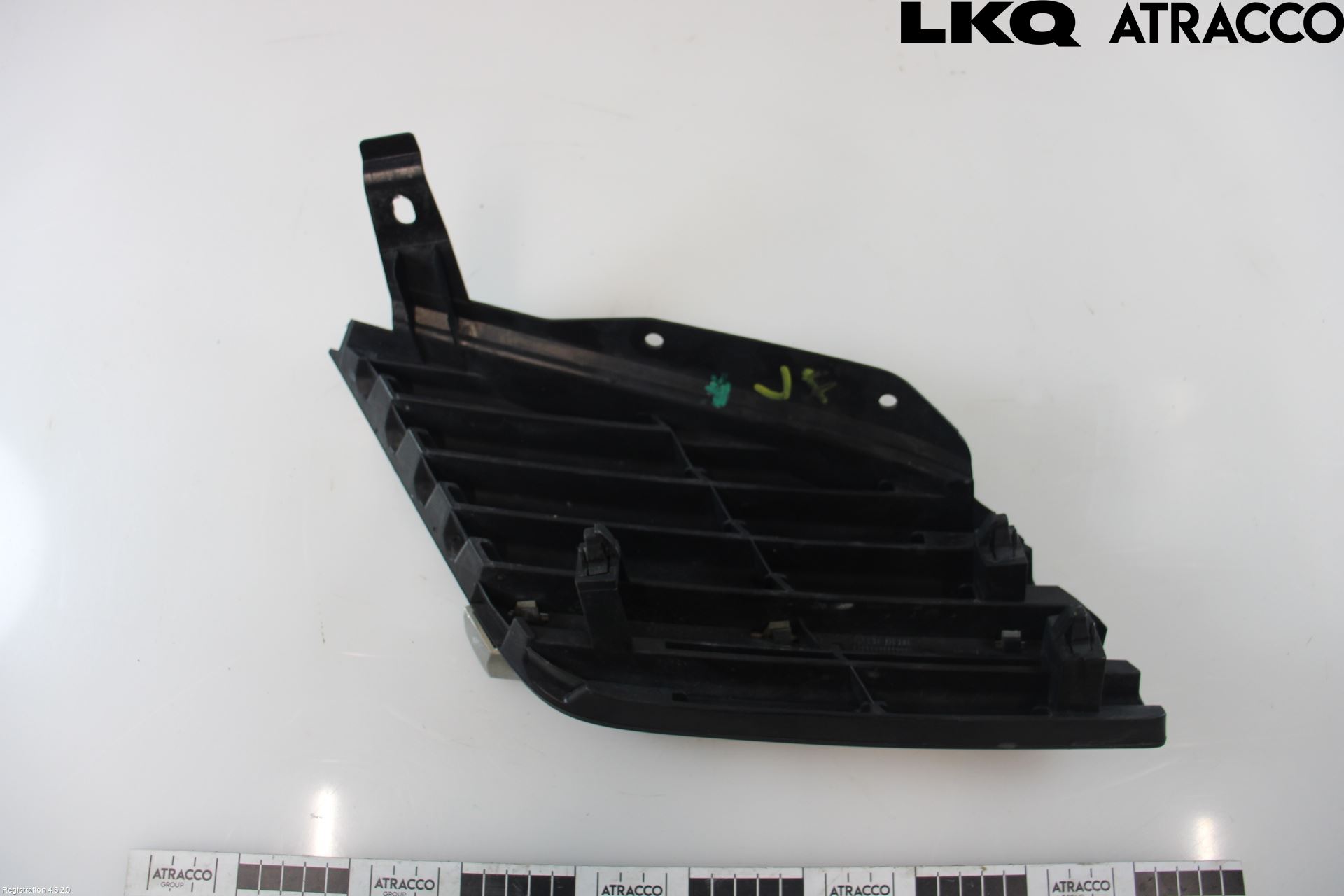 Nissan PRIMERA 02-07 Grilldel Venstre