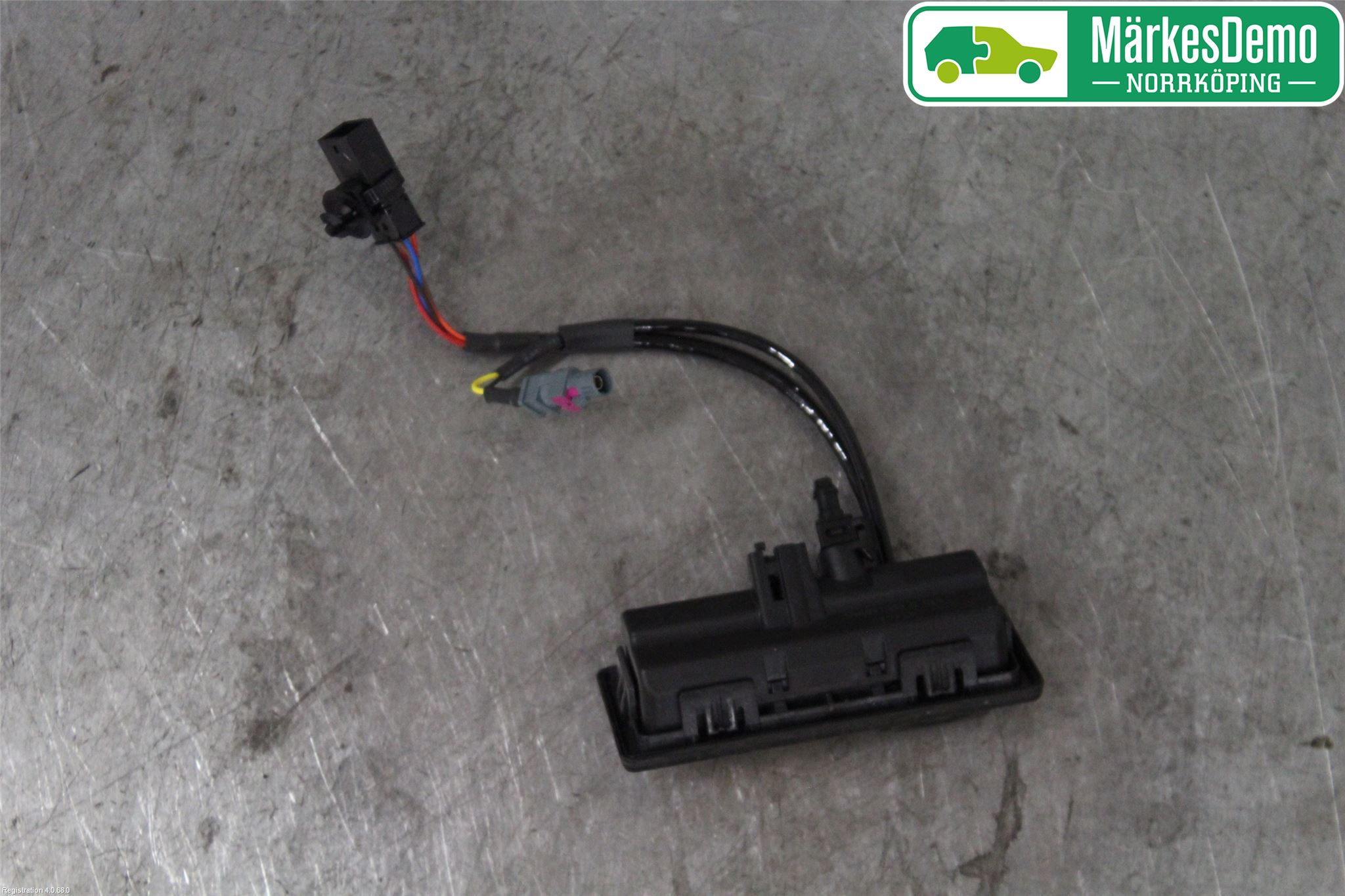 Volkswagen VW TIGUAN 16-24 Bakluke Handtak Ytre