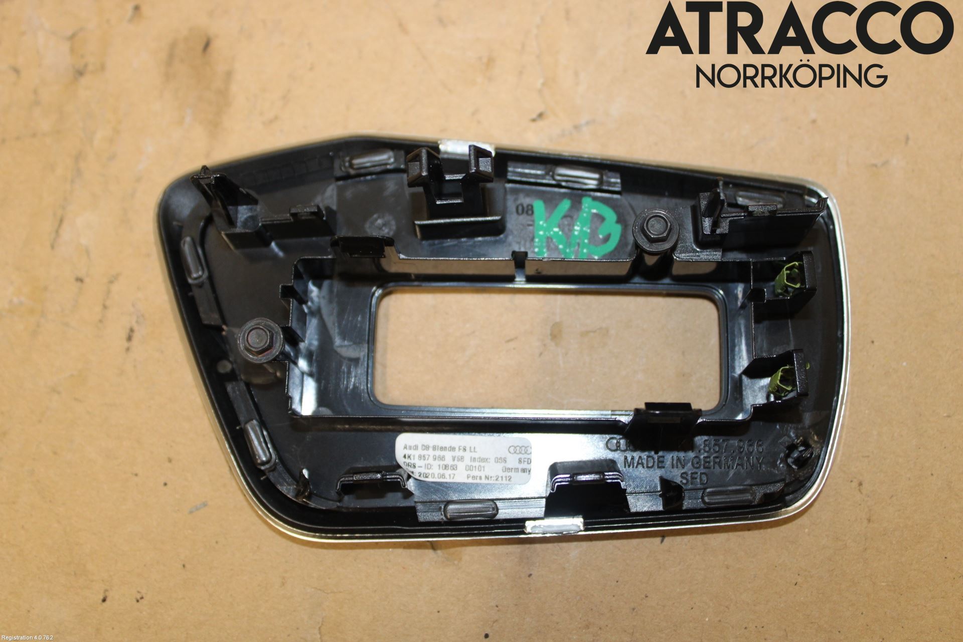 Audi A6 F2/C8 19- Instrument Ramme