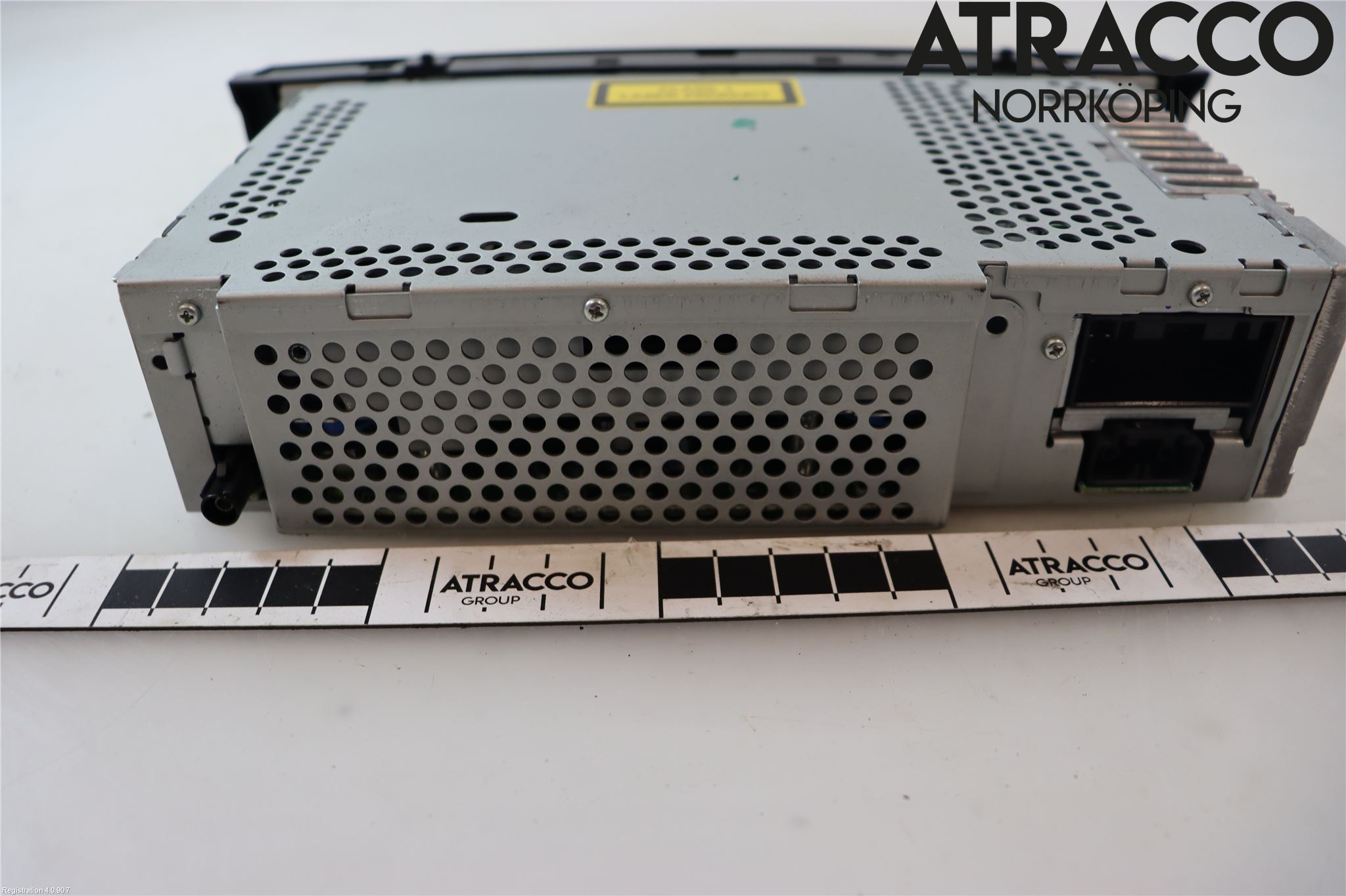 Jaguar XJ X350        03-09 Stereo Radio Med Cd
