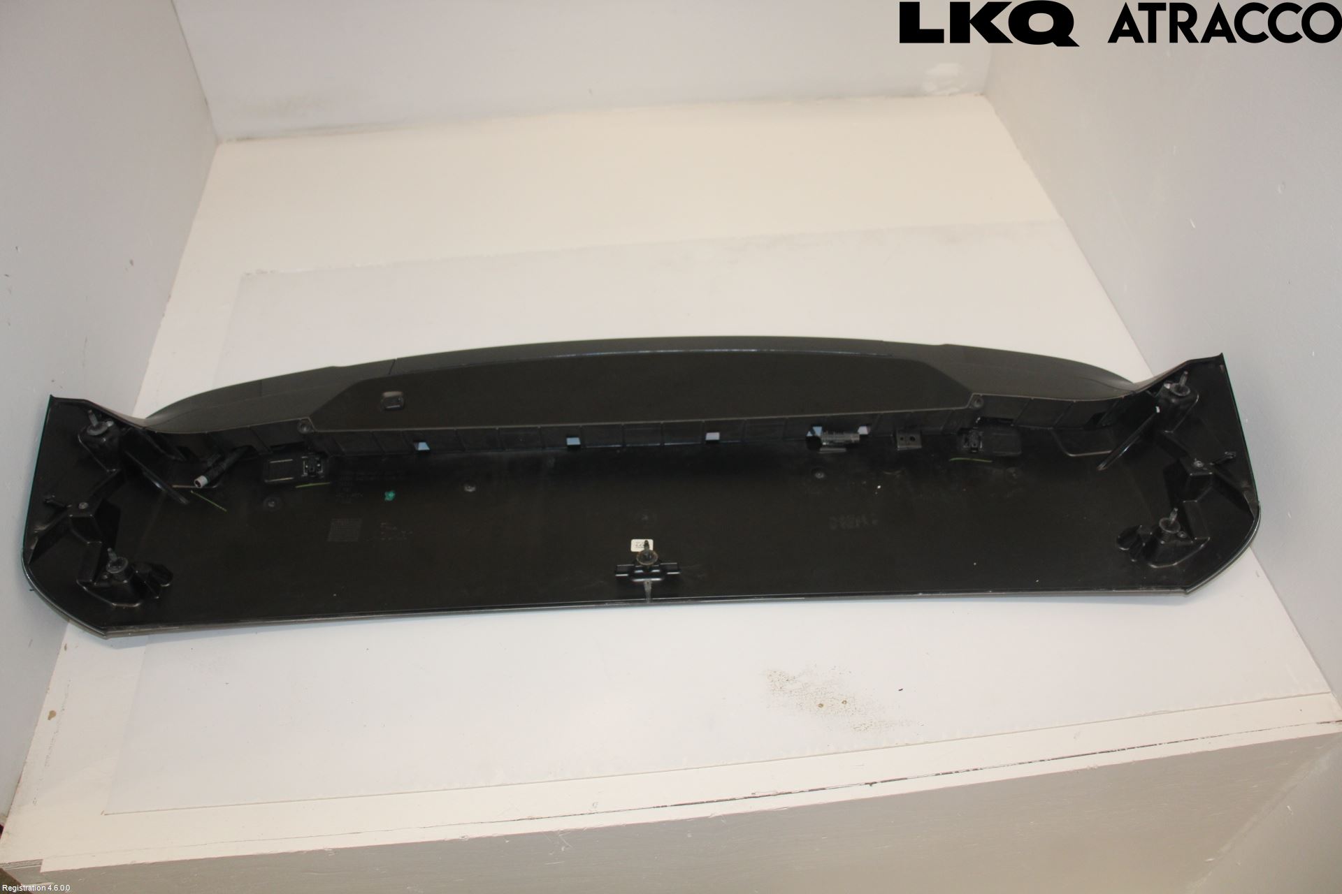 Jaguar F-PACE Spoiler Bakluke
