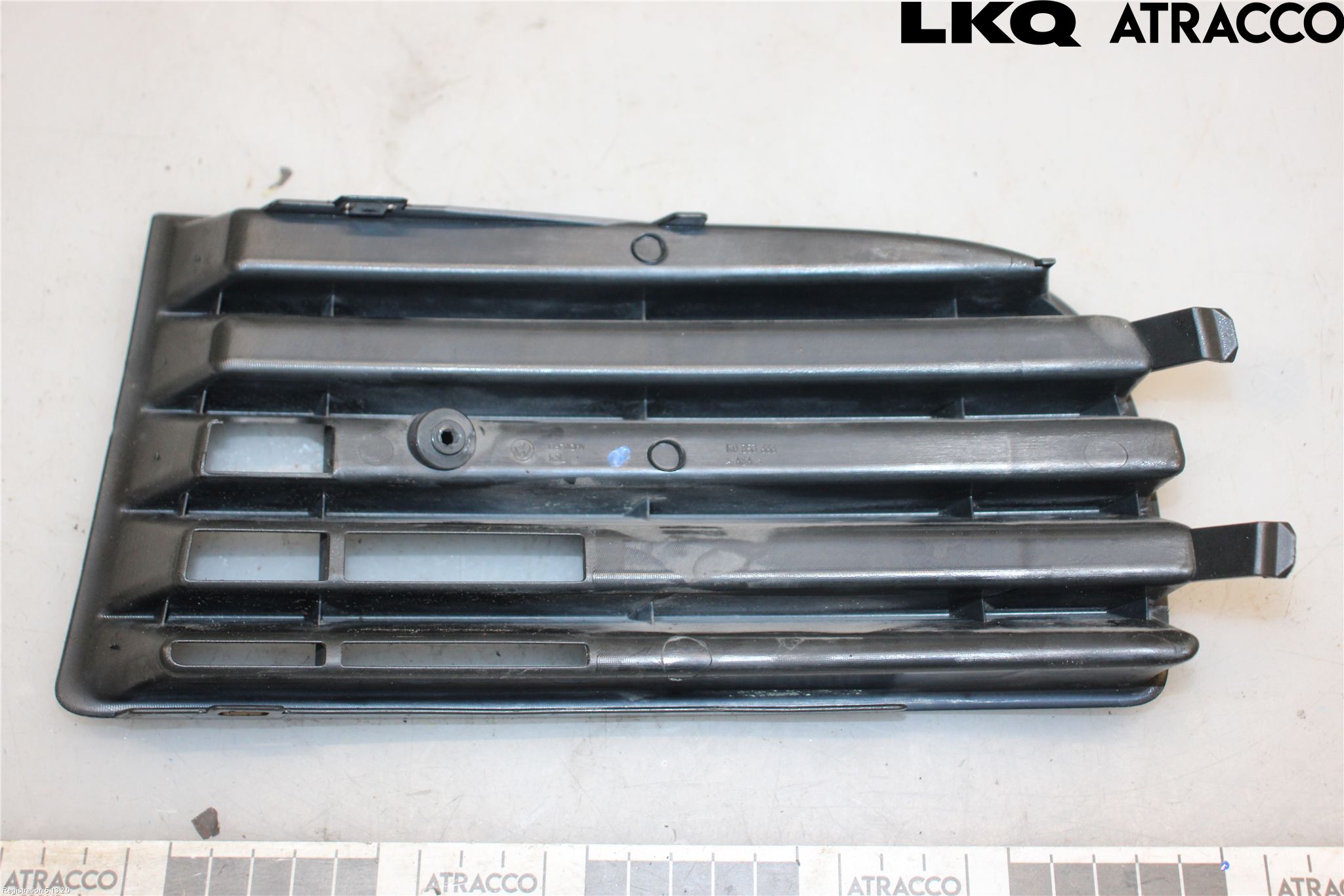 Volkswagen VW GOLF V 04-09 Grilldel Høyre