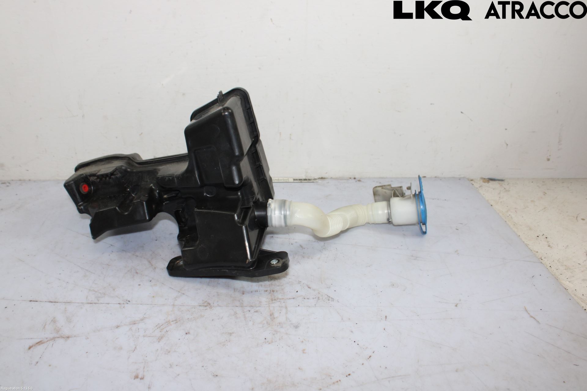 Volkswagen VW GOLF / E-GOLF VII 13-20 Spylerbeholder Frontrute-Lykte