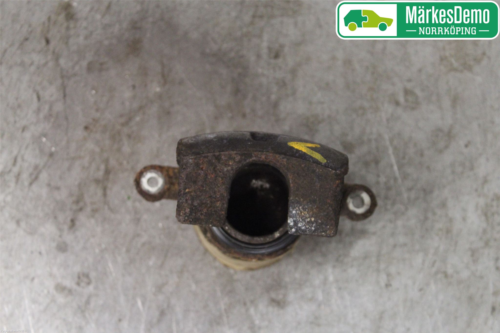 Mazda 2 (DE) 08-15 Bremsecaliper Foran Venstre