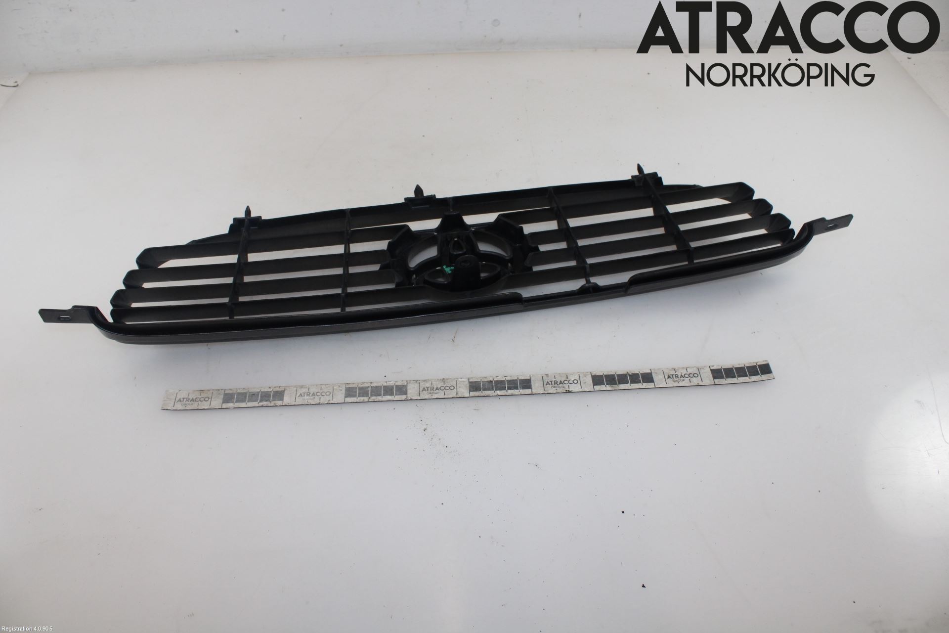 Toyota COROLLA 98-01 Grill Komplett