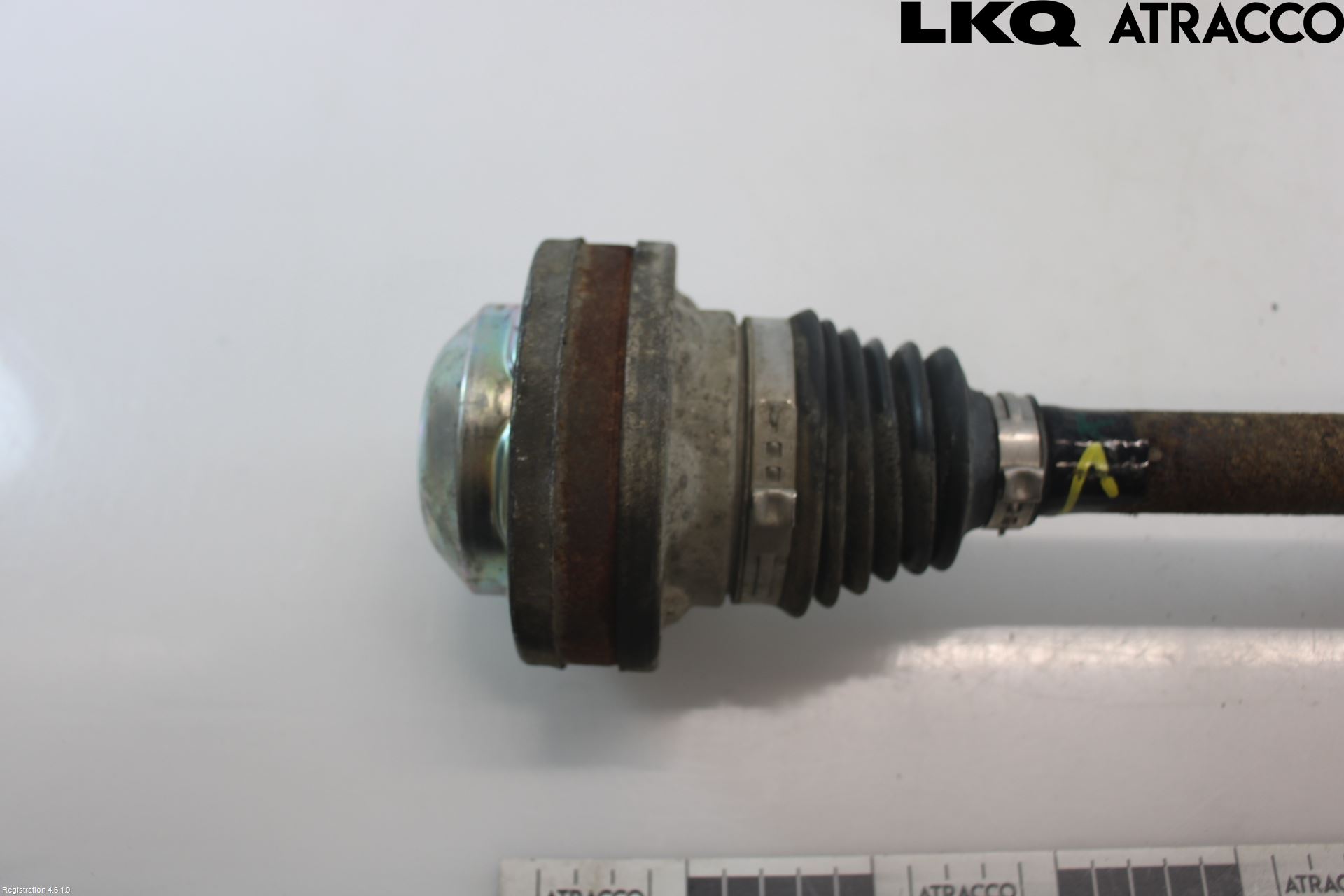 Volkswagen VW CADDY 11-15 Drivaksel Foran Kompl Venstre