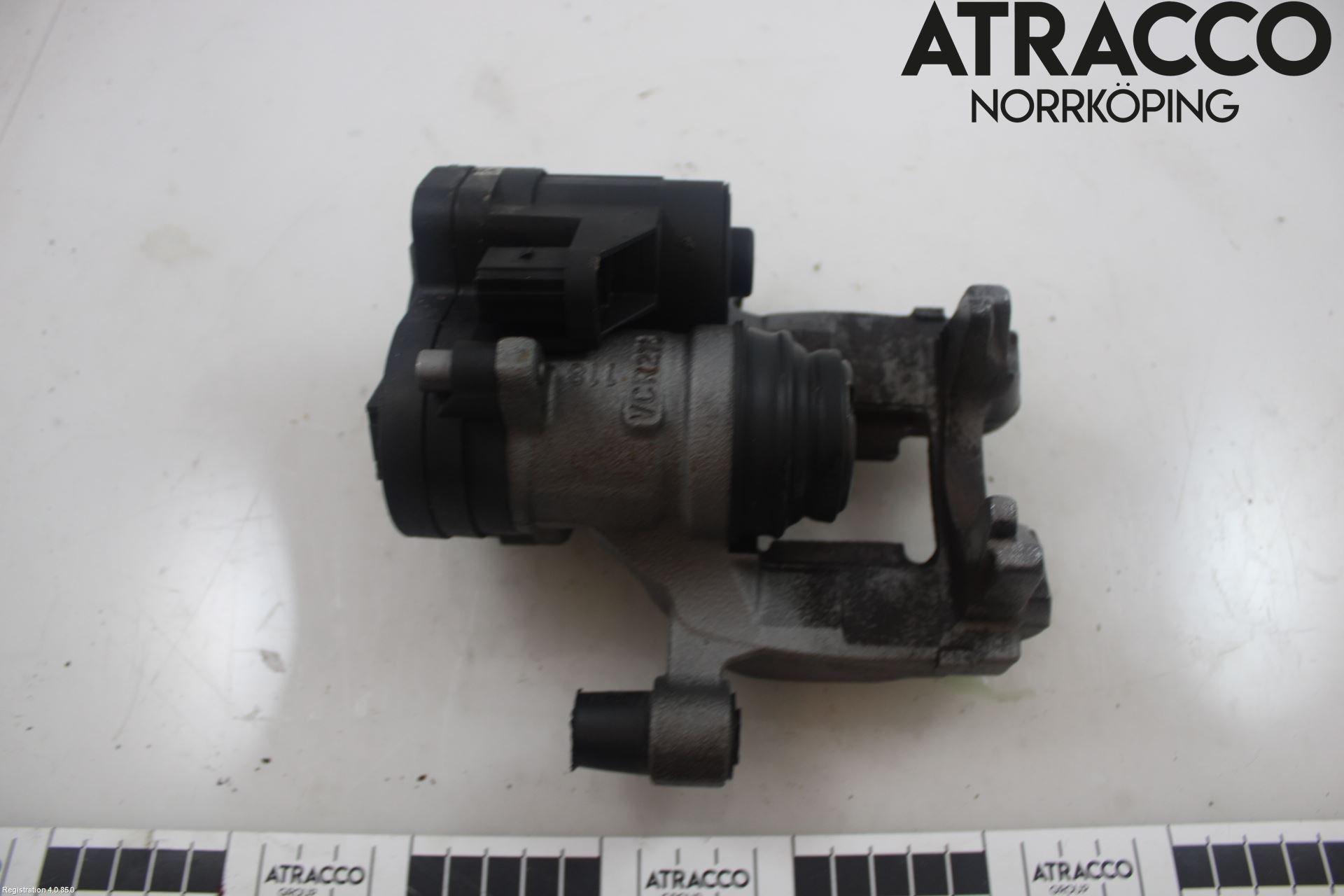 Skoda SUPERB 16-24 Bremsecaliper Bak Høyre