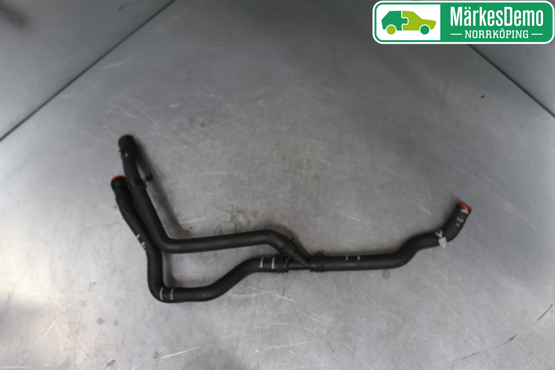Jaguar F-TYPE Radiator Slange