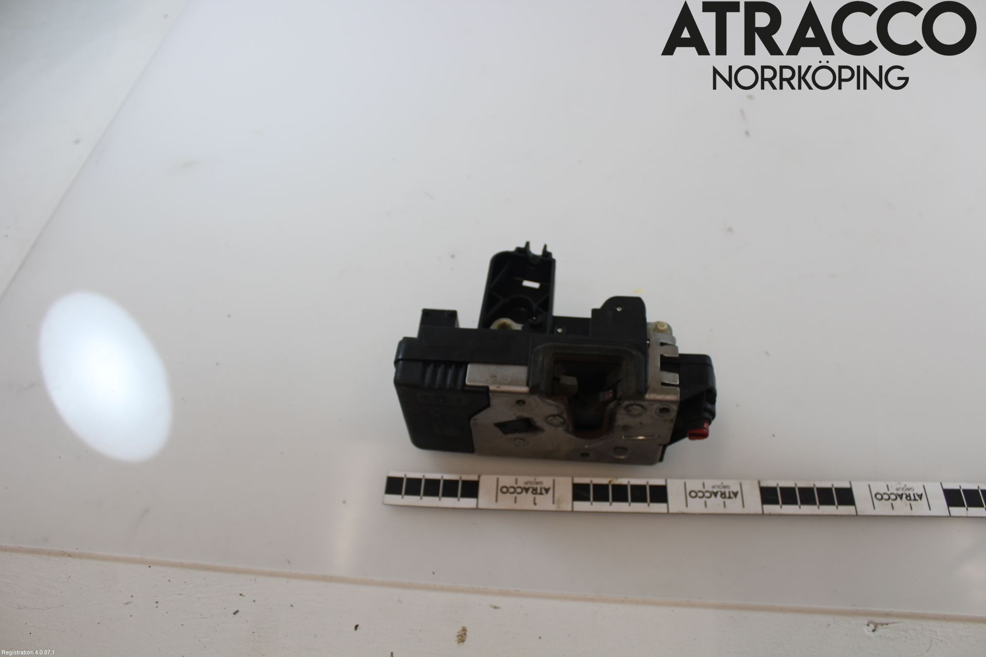 Opel CORSA C    00-06 Dørlås - Låsekasse