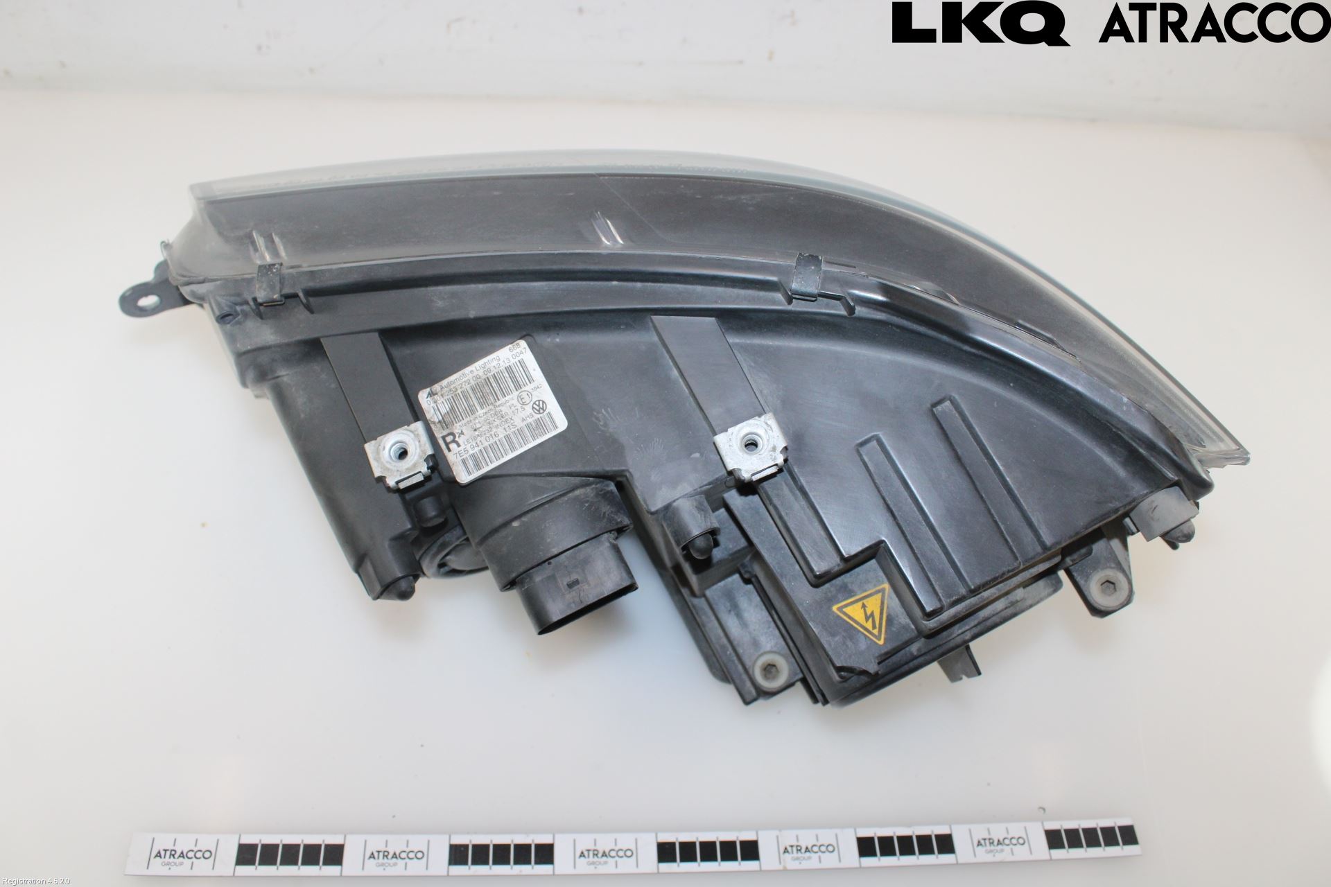 Volkswagen VW TRANSP/CARAVELLE (T5) 04-15 Frontlykt Høyre
