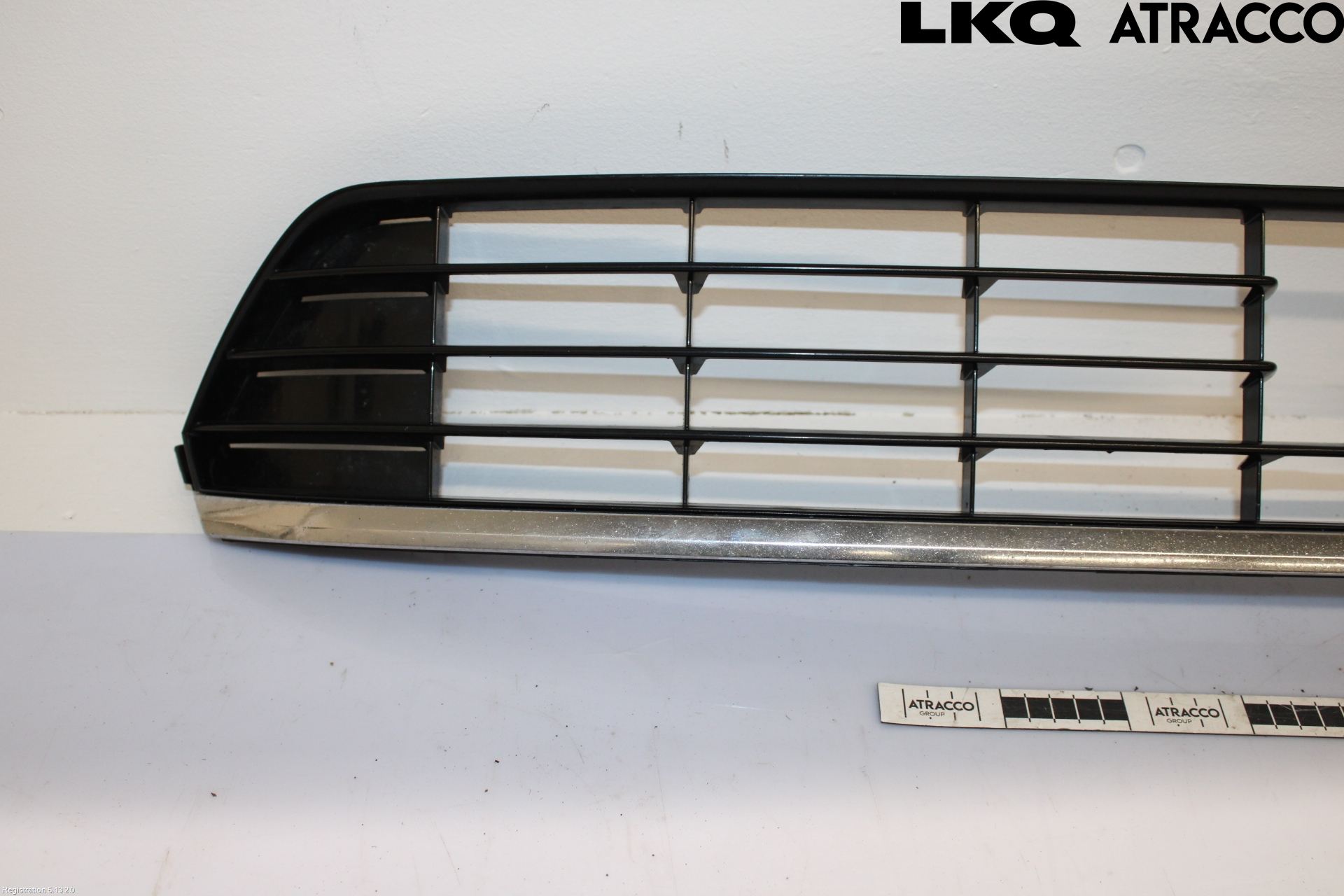 Volkswagen VW GOLF / E-GOLF VII 13-20 Grilldel Midt
