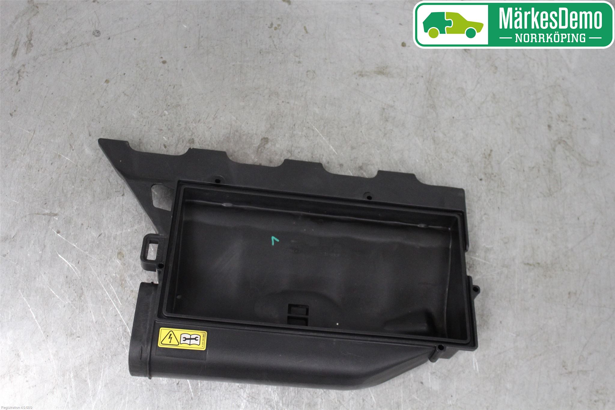 Mercedes-Benz MB C-KLASS (W204) 07-15 Luftfilter Boks