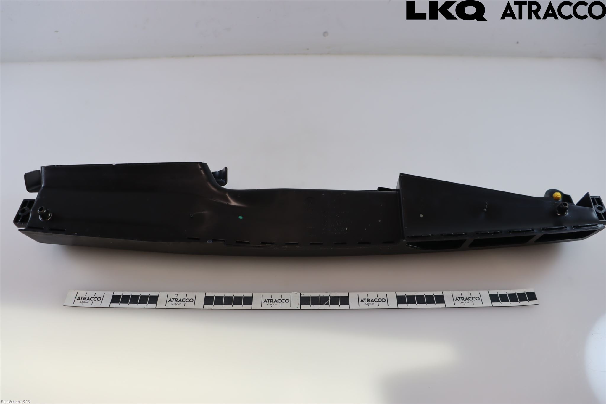 Volkswagen VW TAIGO 22- Luftstyring Front
