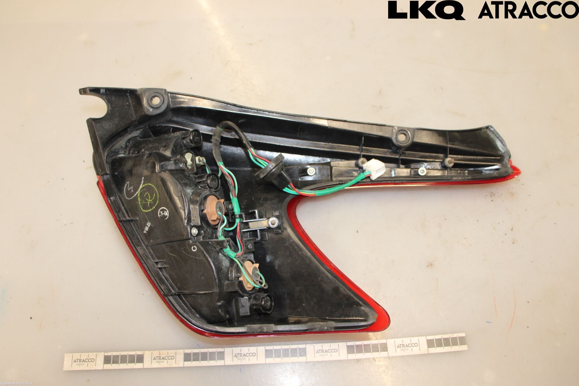 Nissan JUKE 10-14 Baklykt Venstre