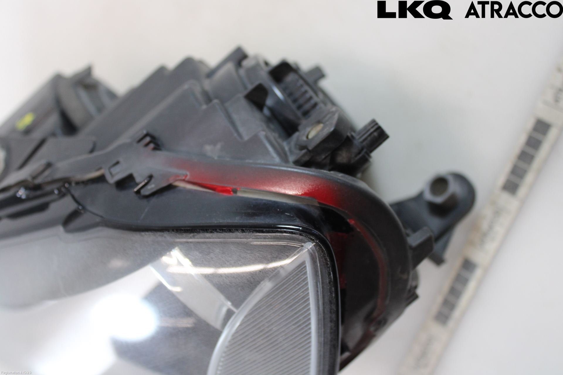 Volkswagen VW PASSAT 11-14 Frontlykt Venstre