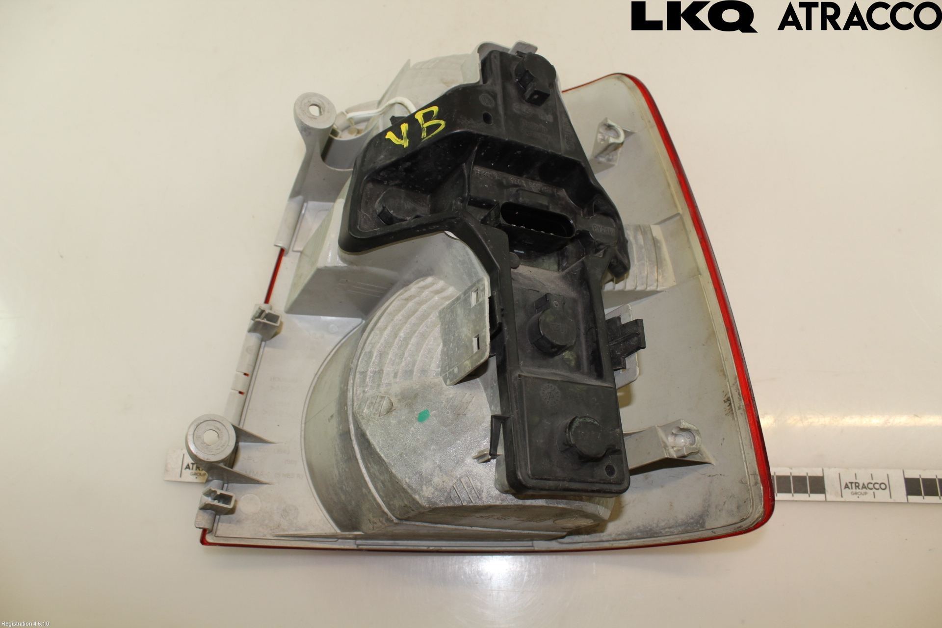 Volkswagen VW TOURAN 03-10 Baklykt Venstre
