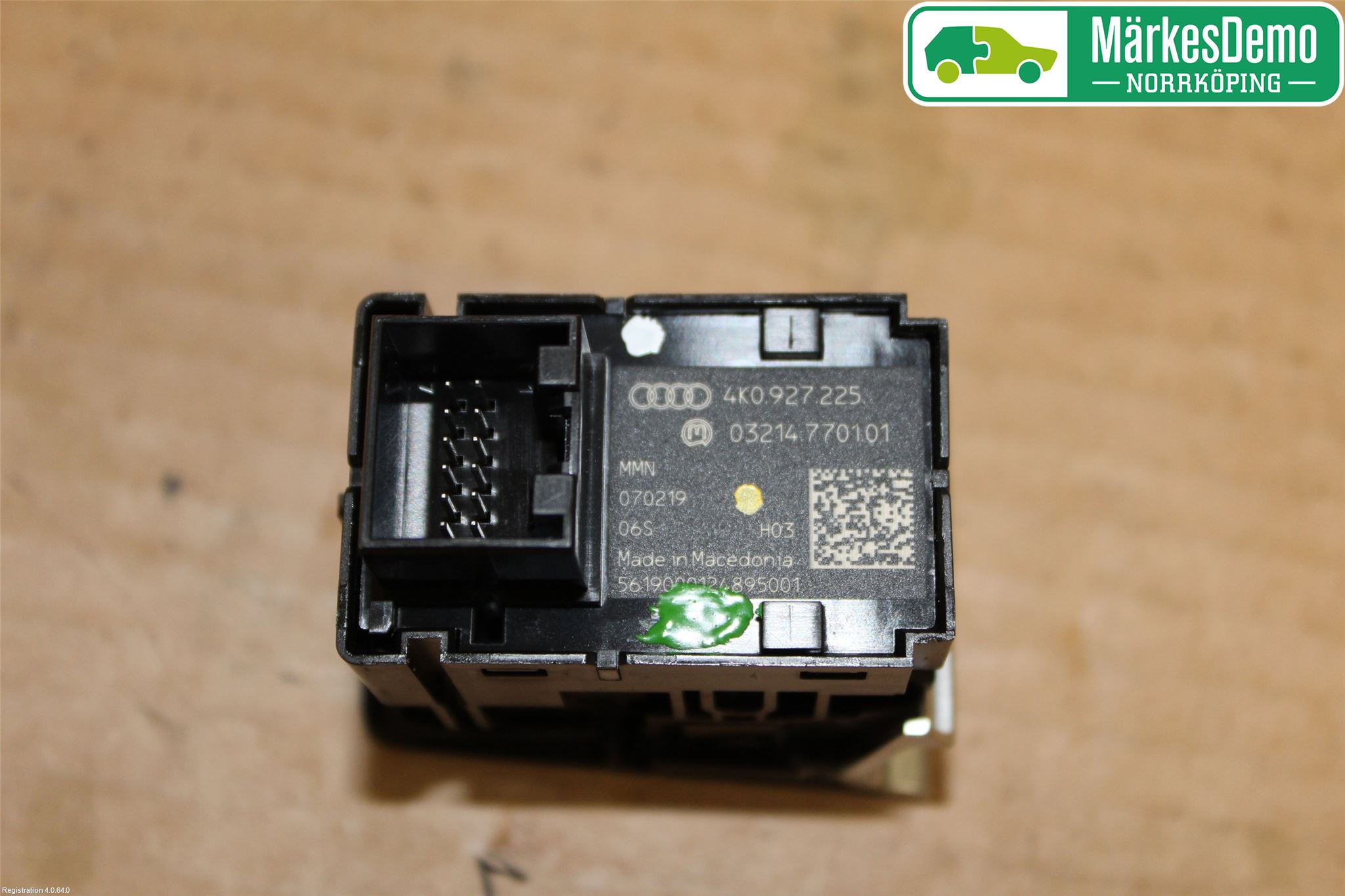 Audi A6 F2/C8 19- Bryter Parkeringsbrems