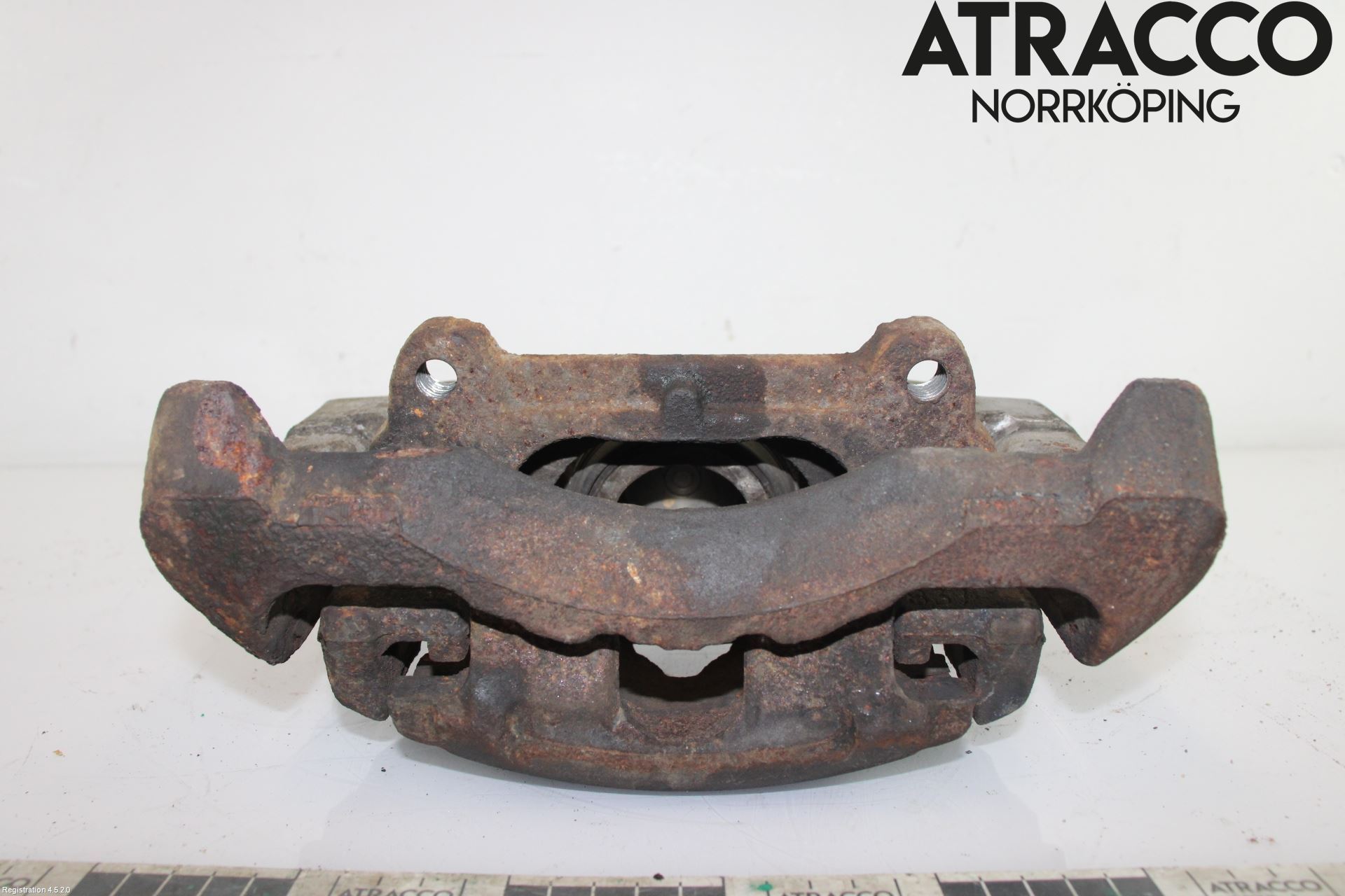 Volvo V60 CROSS COUNTRY 16-18 Bremsecaliper Foran Høyre