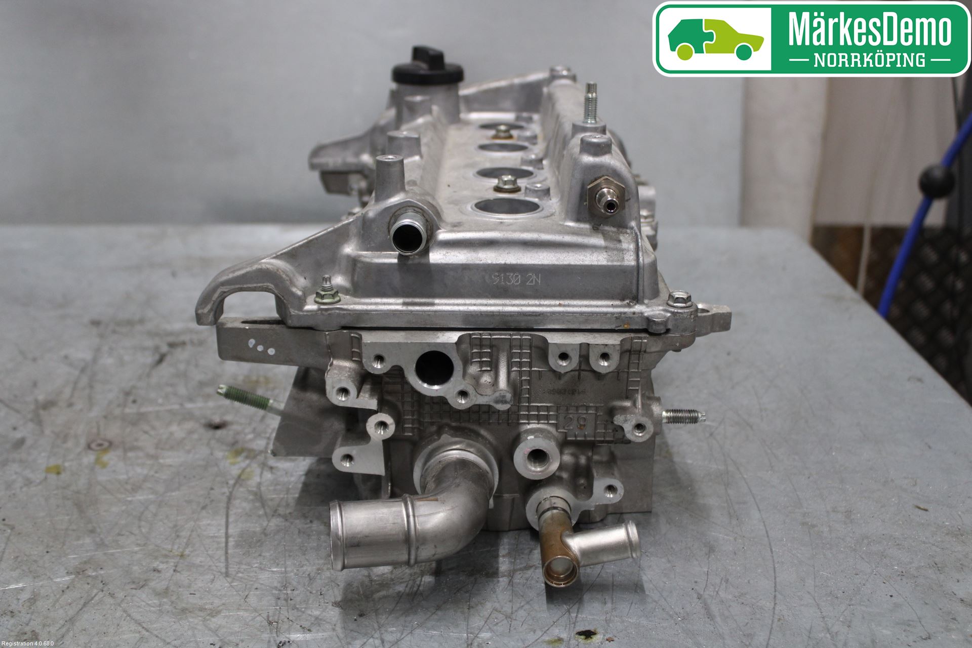 Toyota YARIS XP130 15-20 Topplokk Bensin
