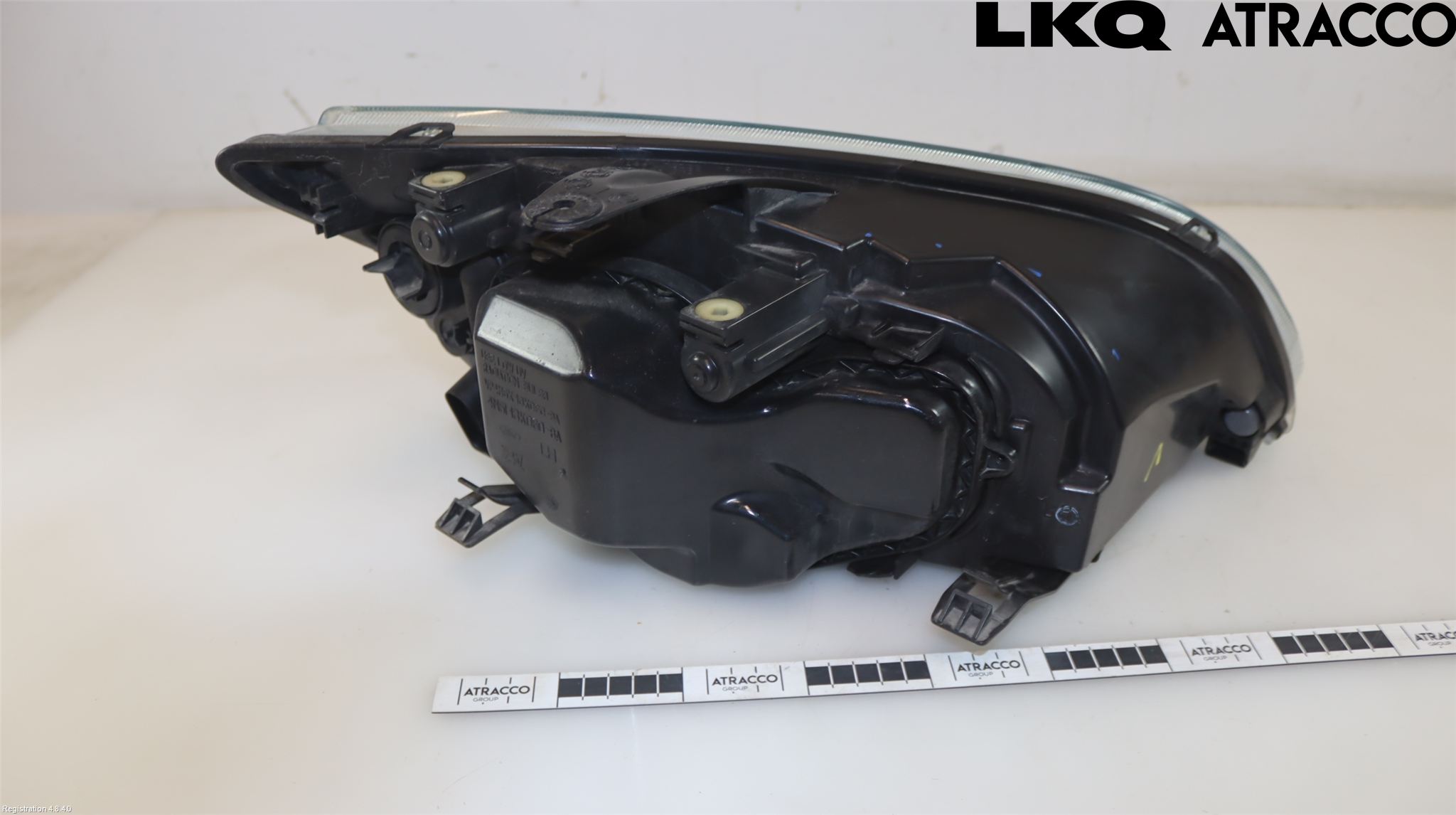 Ford FOCUS     04-07 Frontlykt Venstre