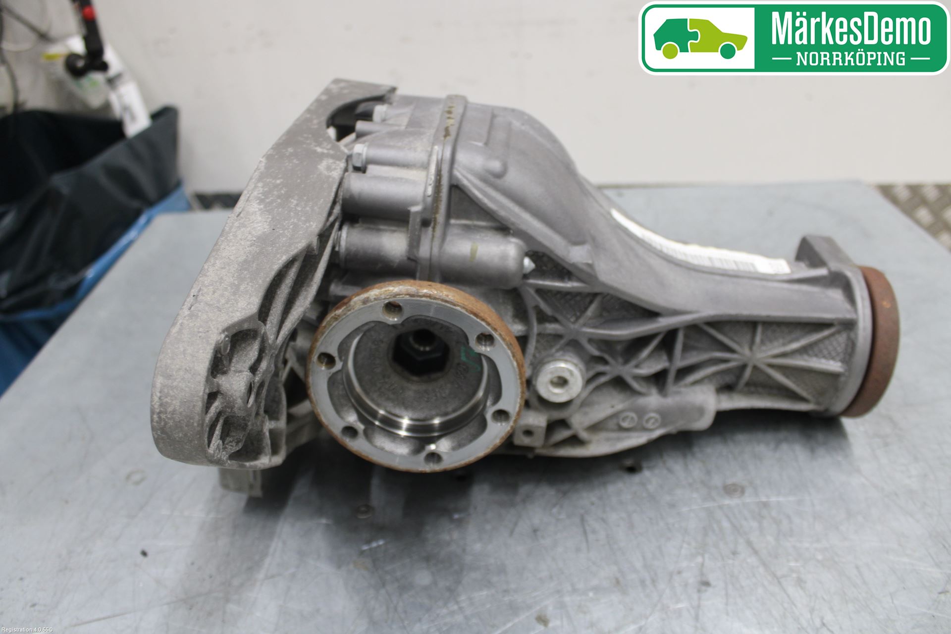 Audi A6/S6 4G 11-18 Bakaksel Kardang Bak -Diff