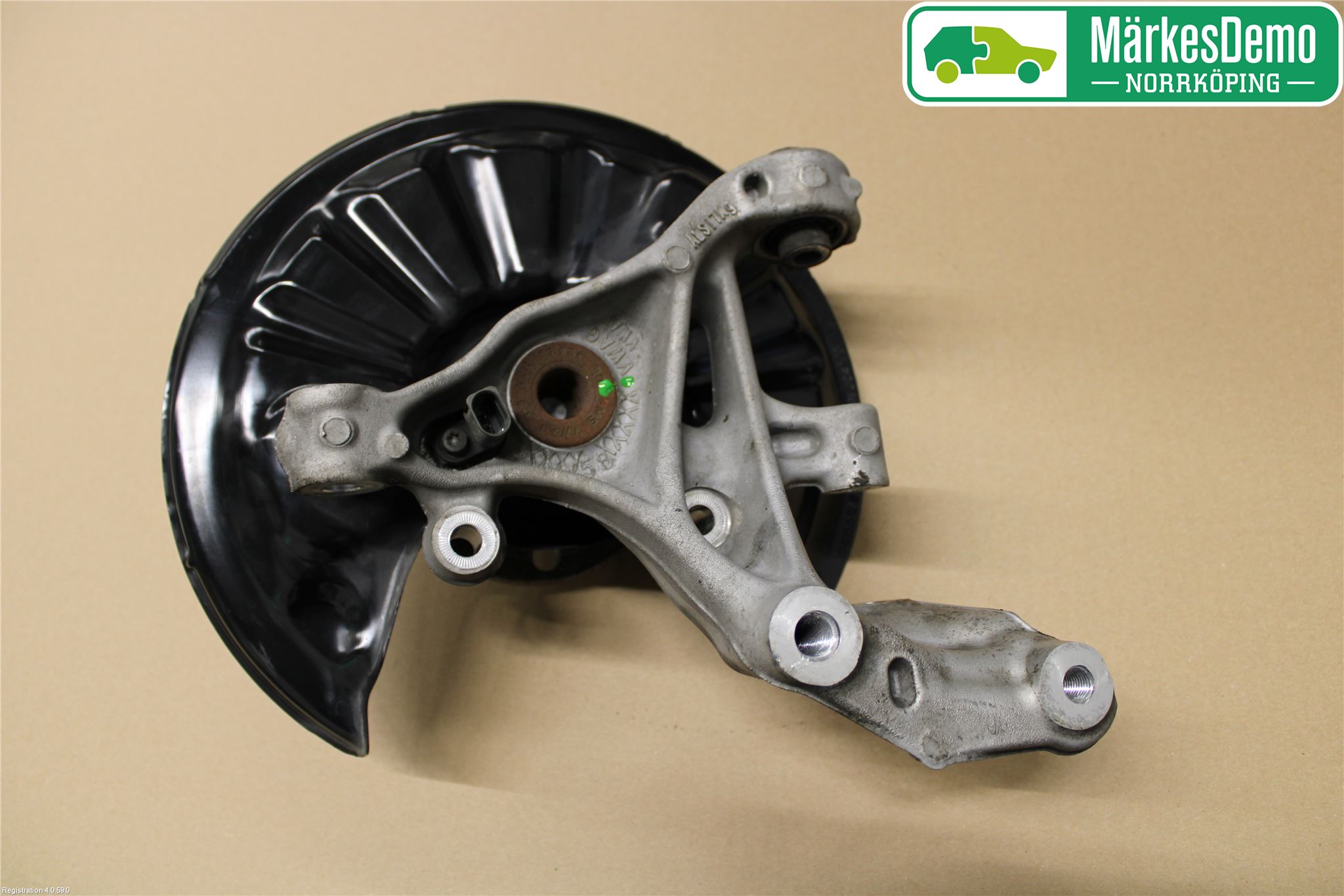 Volkswagen VW PASSAT 15-19 Spindel Hb