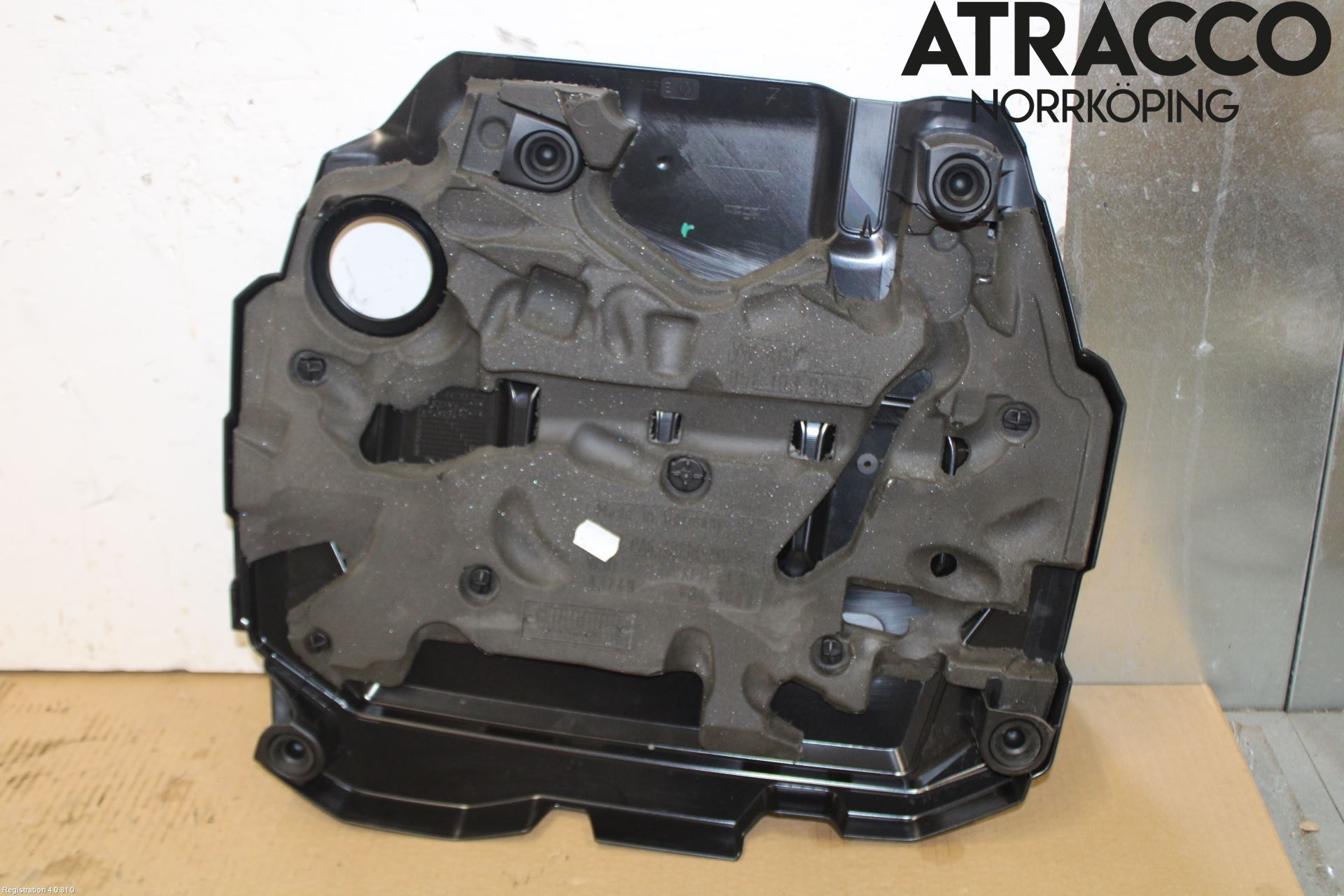 Volkswagen VW PASSAT 20-24 Motor Deksel Over Motor