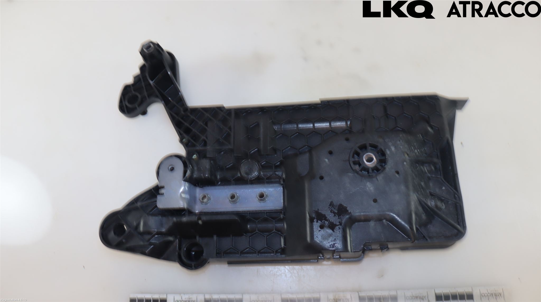 Volkswagen VW GOLF / E-GOLF VIII 20- Batterikasse - Feste - Holder