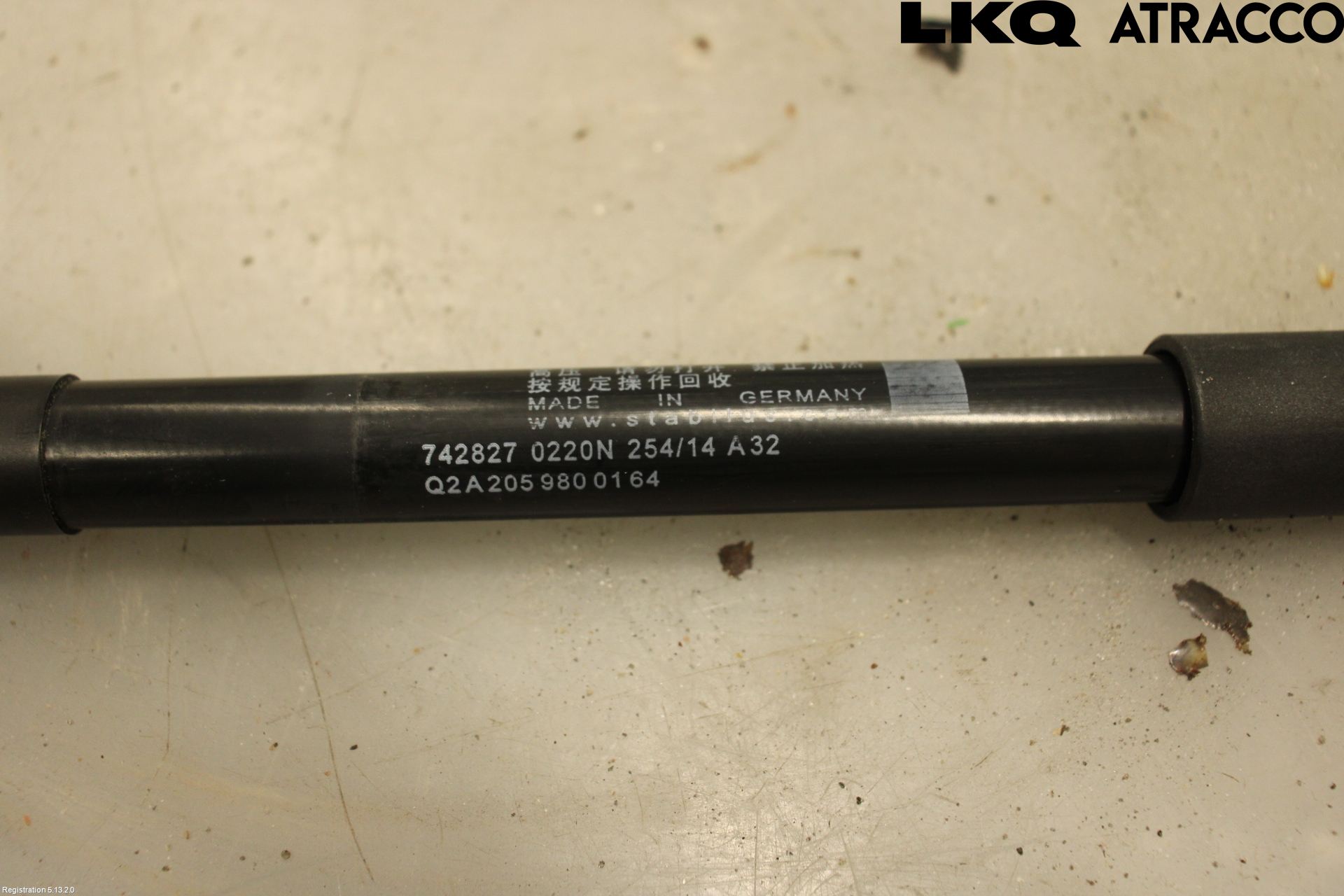 Mercedes-Benz MB C-KLASS (W205) 14-21 Panser Demper-Gassfjær
