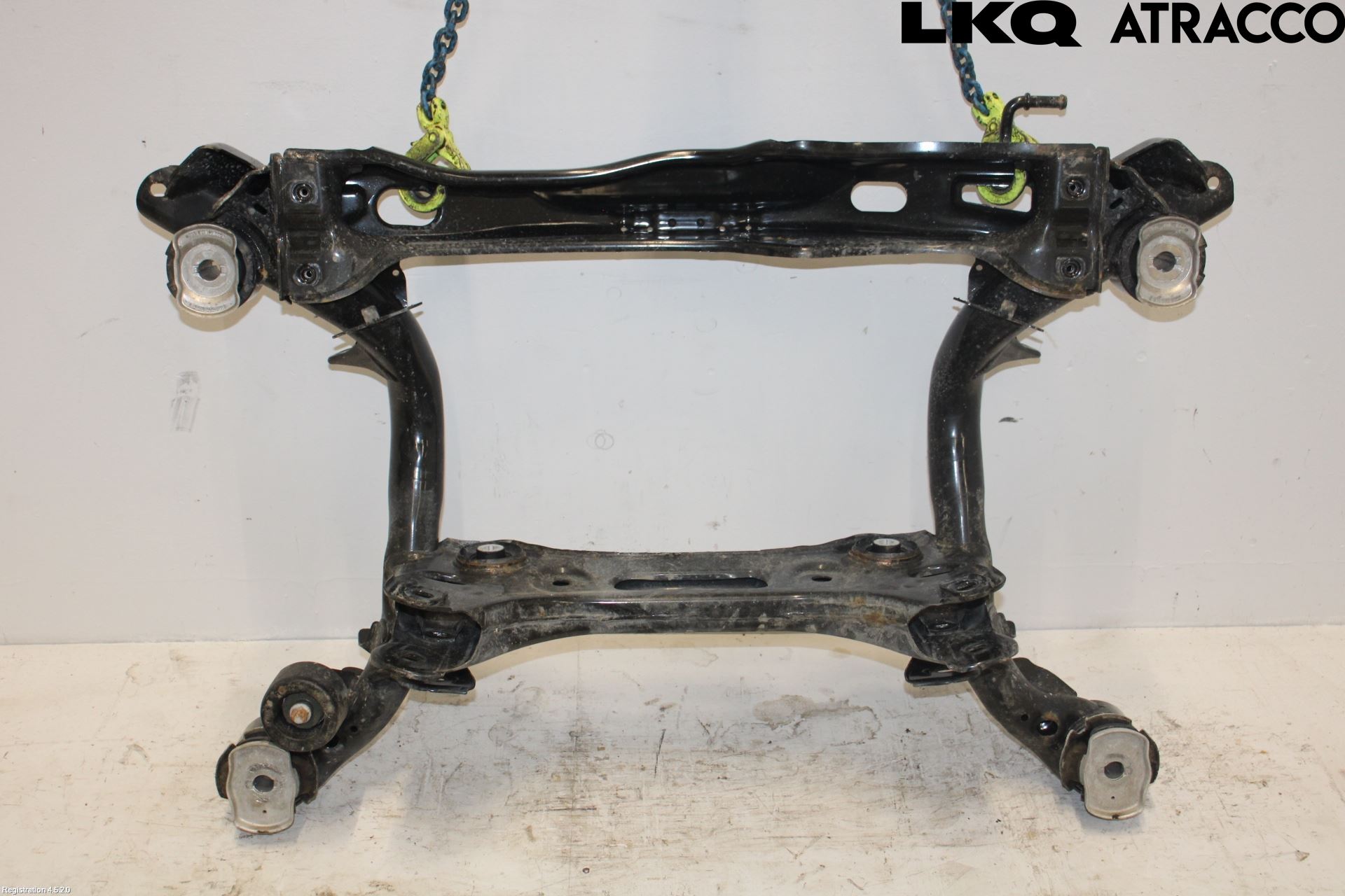 Audi A4/S4 B9 20- Bakaksel Feste Travers-Ramme