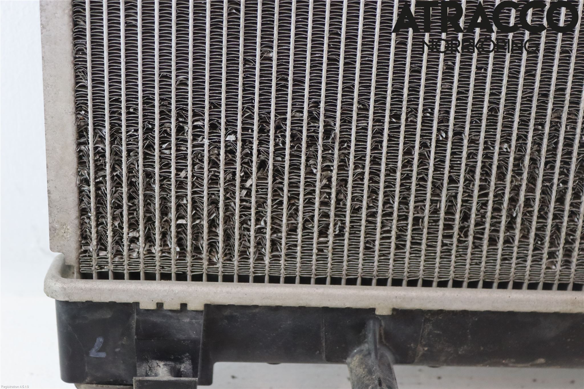 Toyota YARIS XP130 12-14 Radiator Manuell