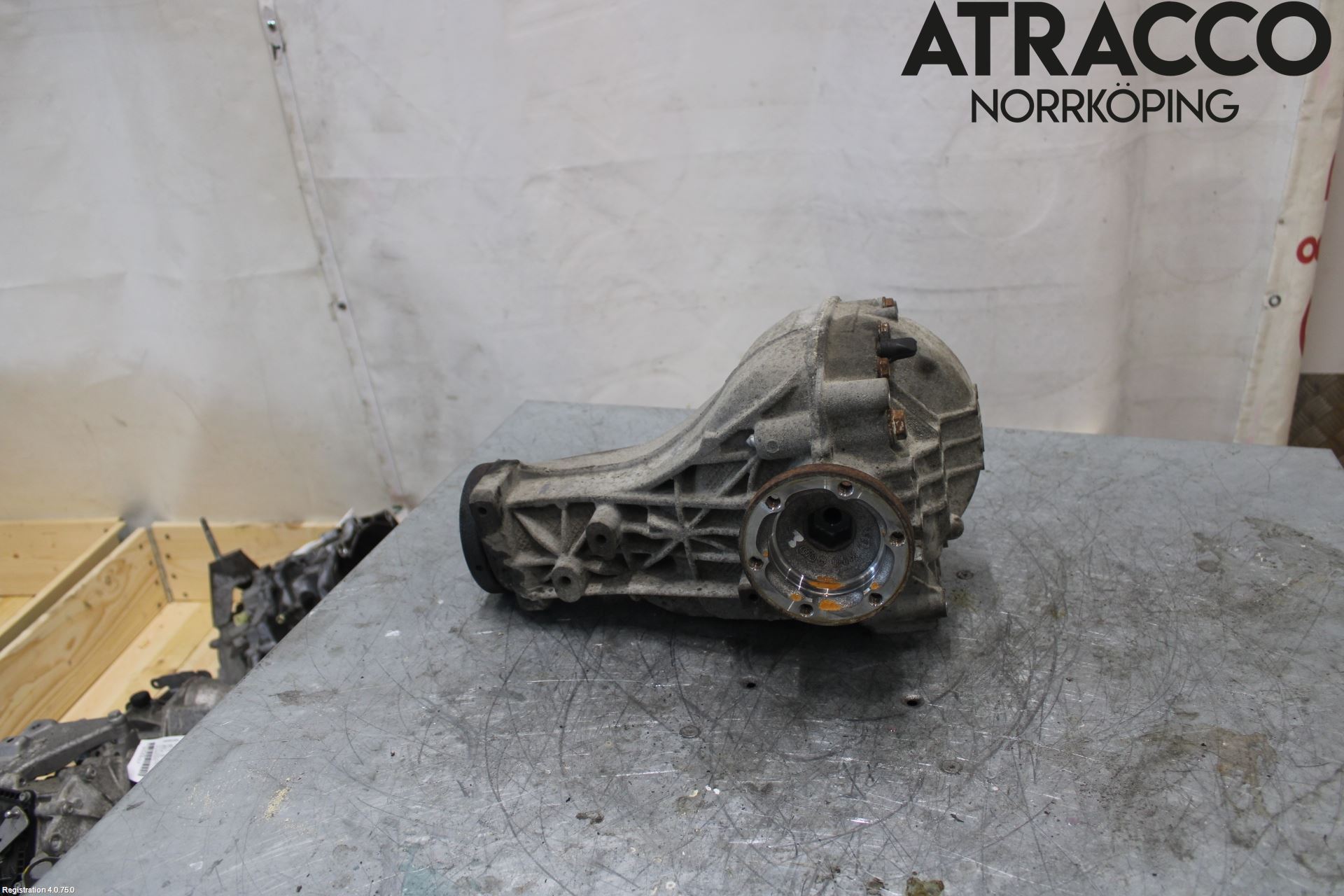 Audi A6/S6 4G 11-18 Bakaksel Kardang Bak -Diff