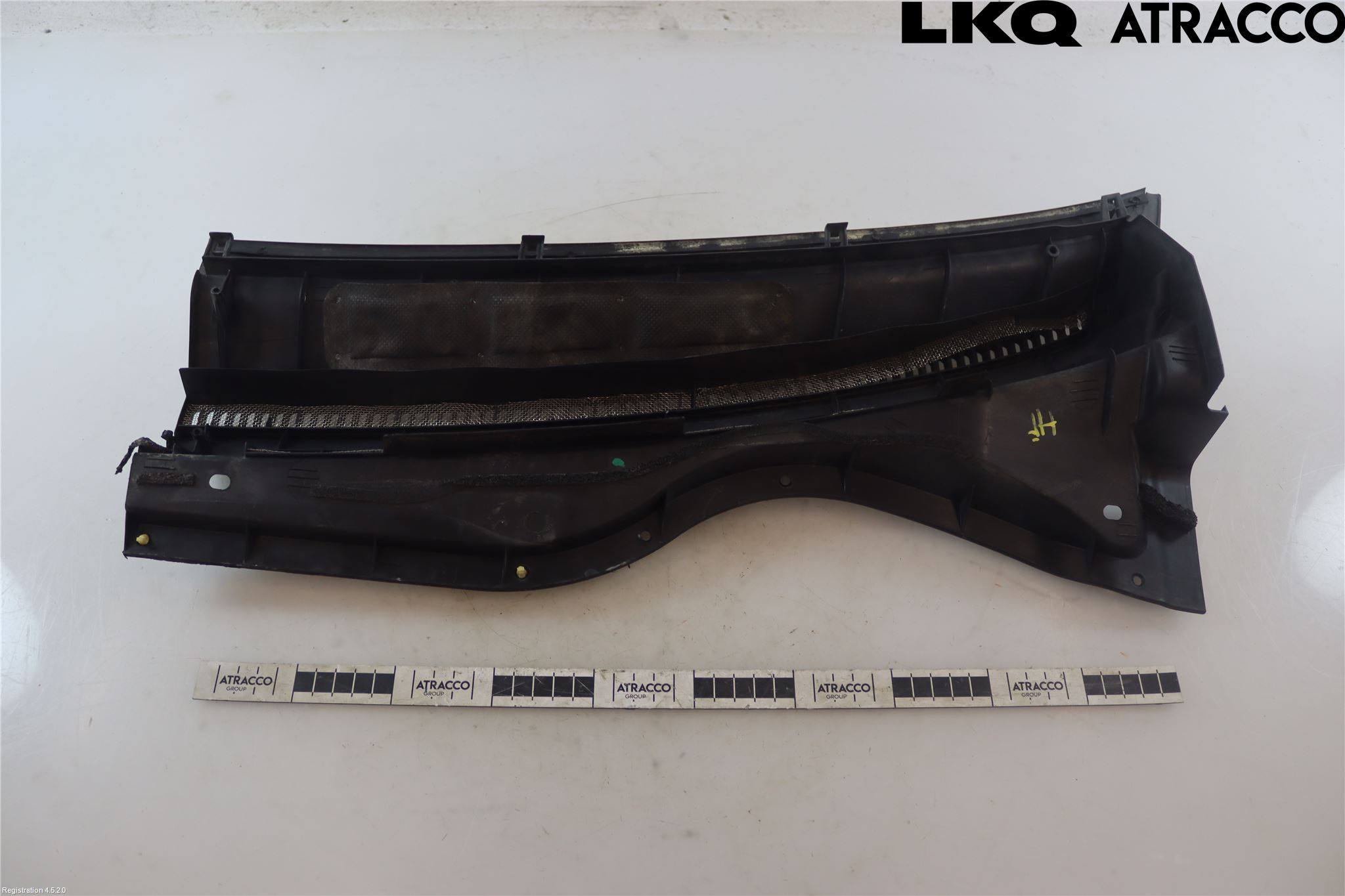 Toyota COROLLA VERSO 04-07 Visker Deksel-Grill-Under Frr