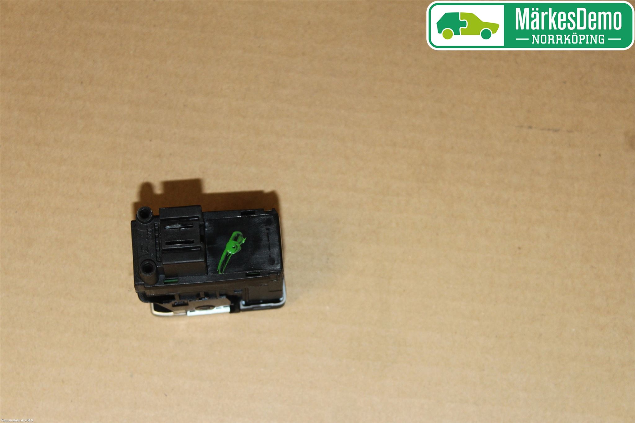 Audi A6/S6 4G 11-18 Bryter Parkeringsbrems