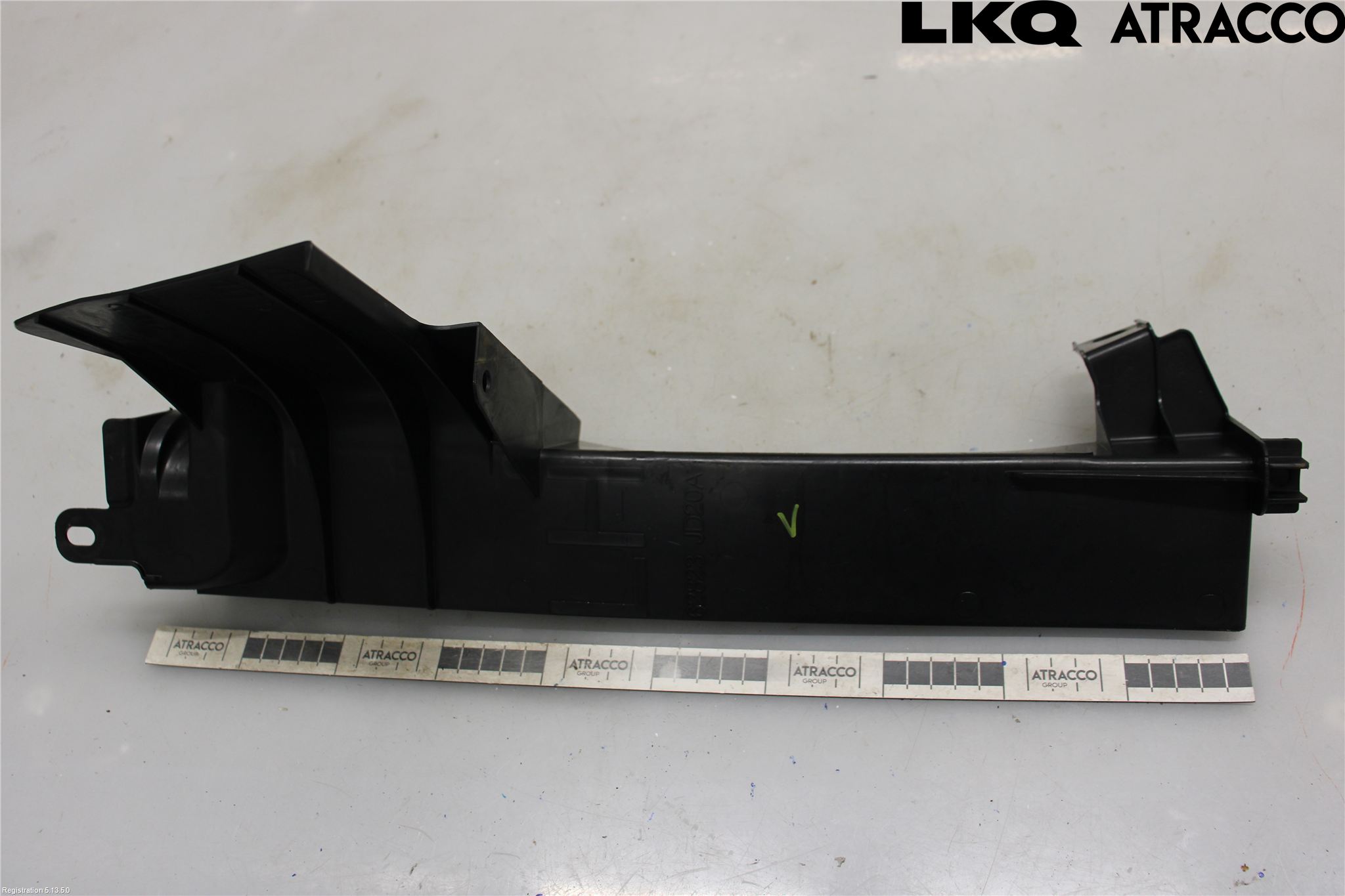 Nissan QASHQAI+2  08-10 Luftstyring Front