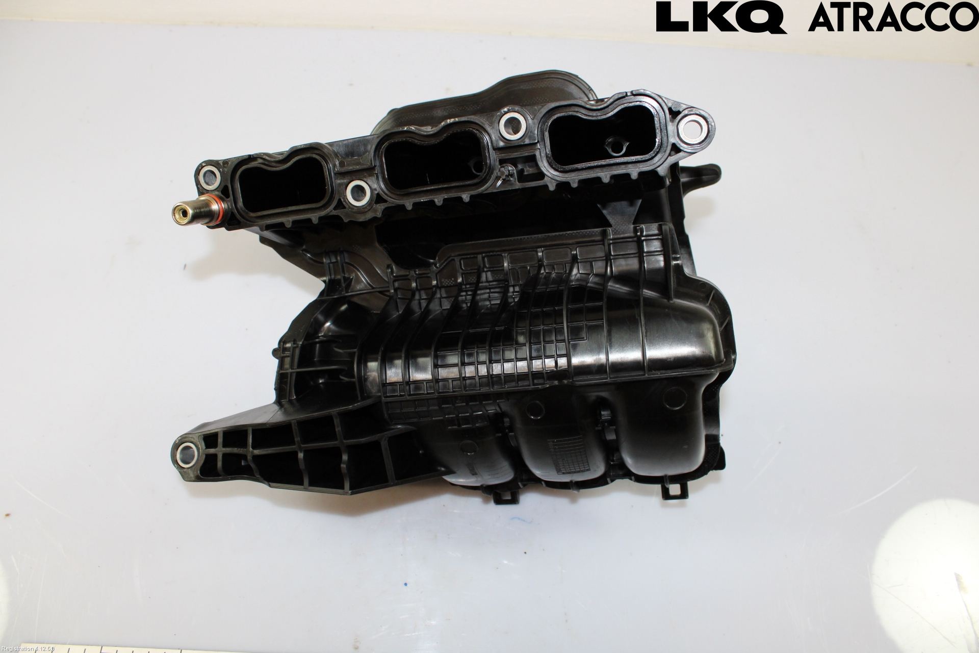 Toyota YARIS XP21 20- Innsugningsmanifold
