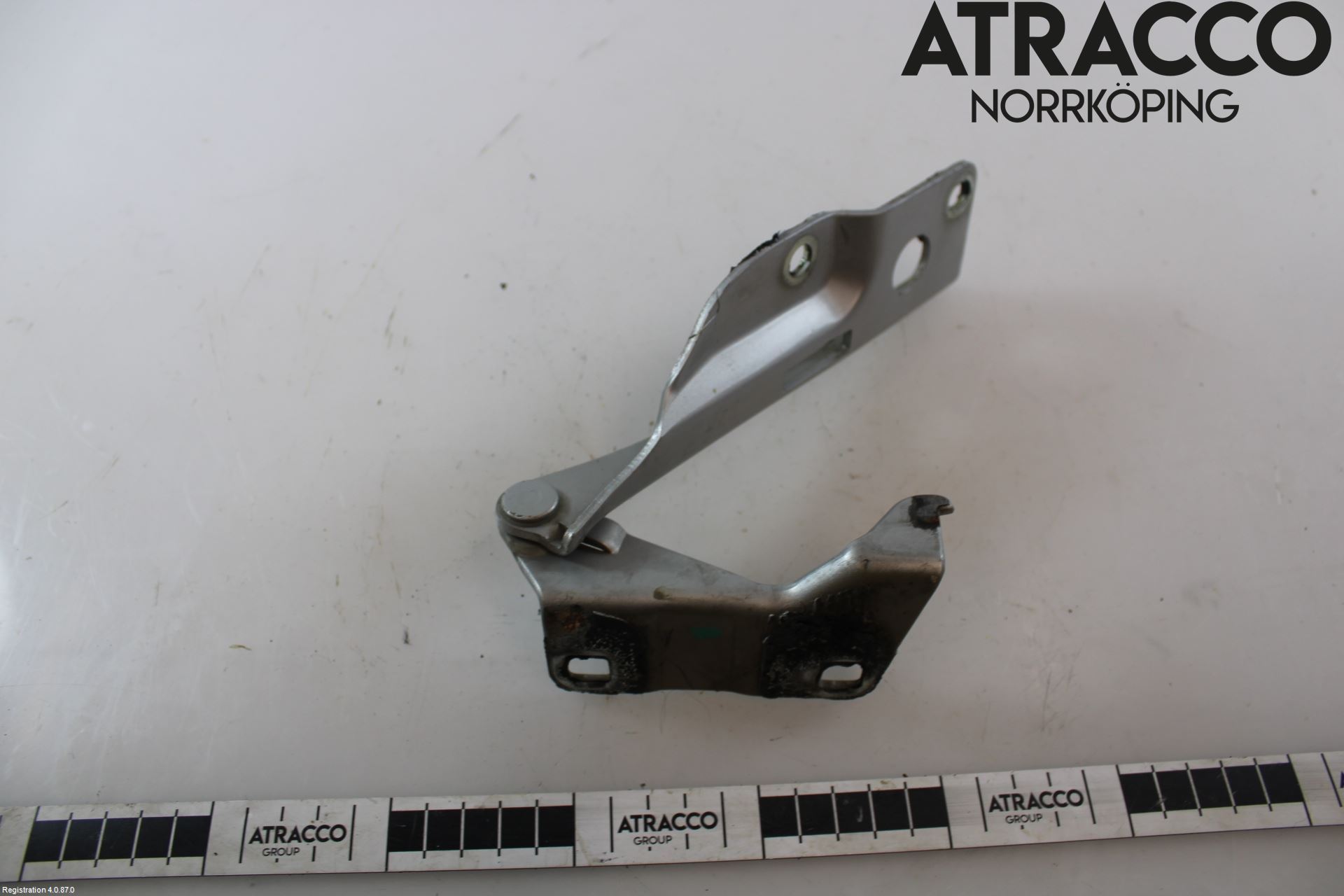 Nissan NAVARA 05-16 Panser Hengsel - Hengsler