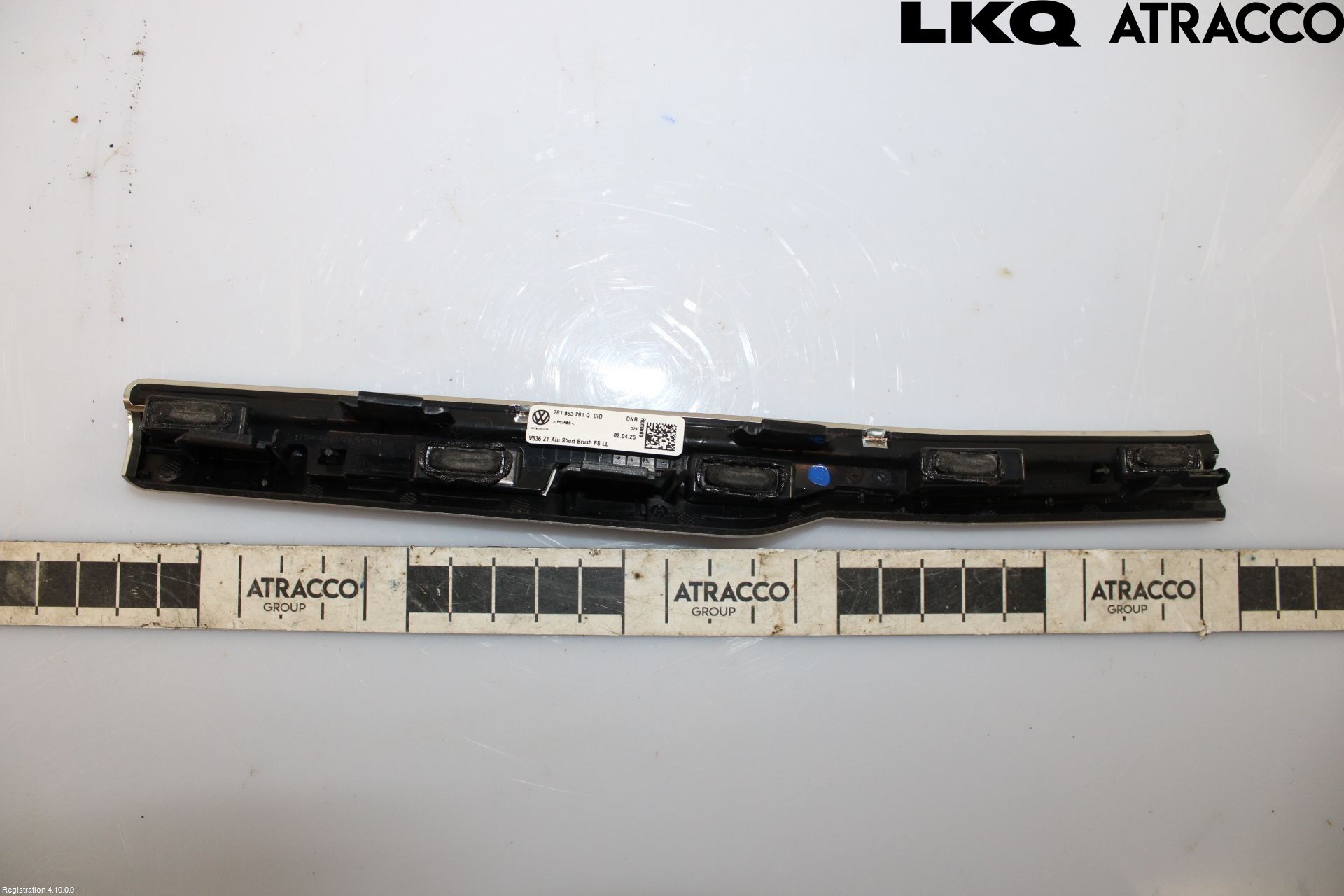 Volkswagen VW TOUAREG CR 18- Innr Dekor Instrbord