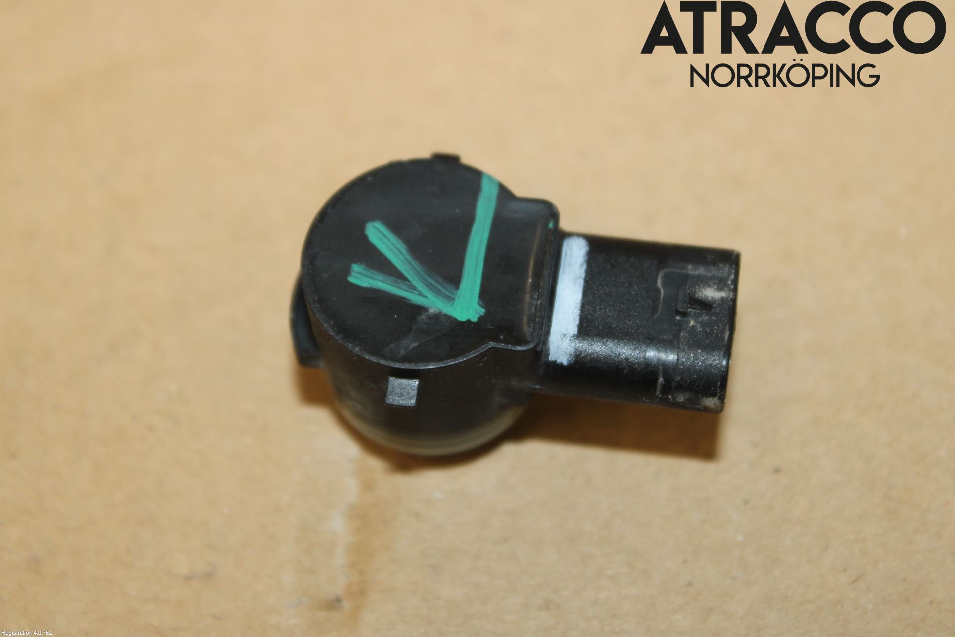 Skoda OCTAVIA (NX) 20- Sensor Parkering Front