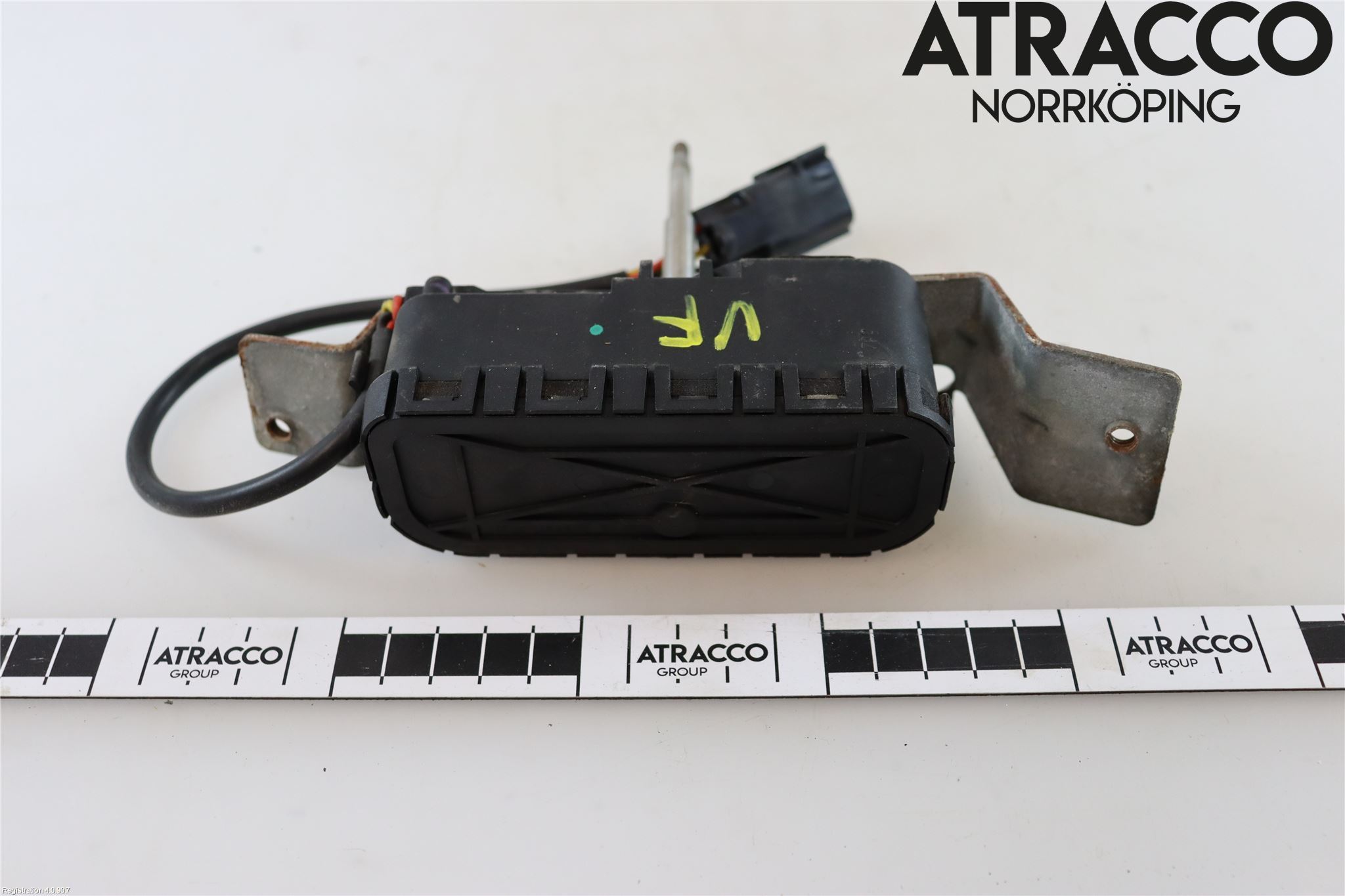 Volvo XC70 01-04 Frontlykt Viskermotor V