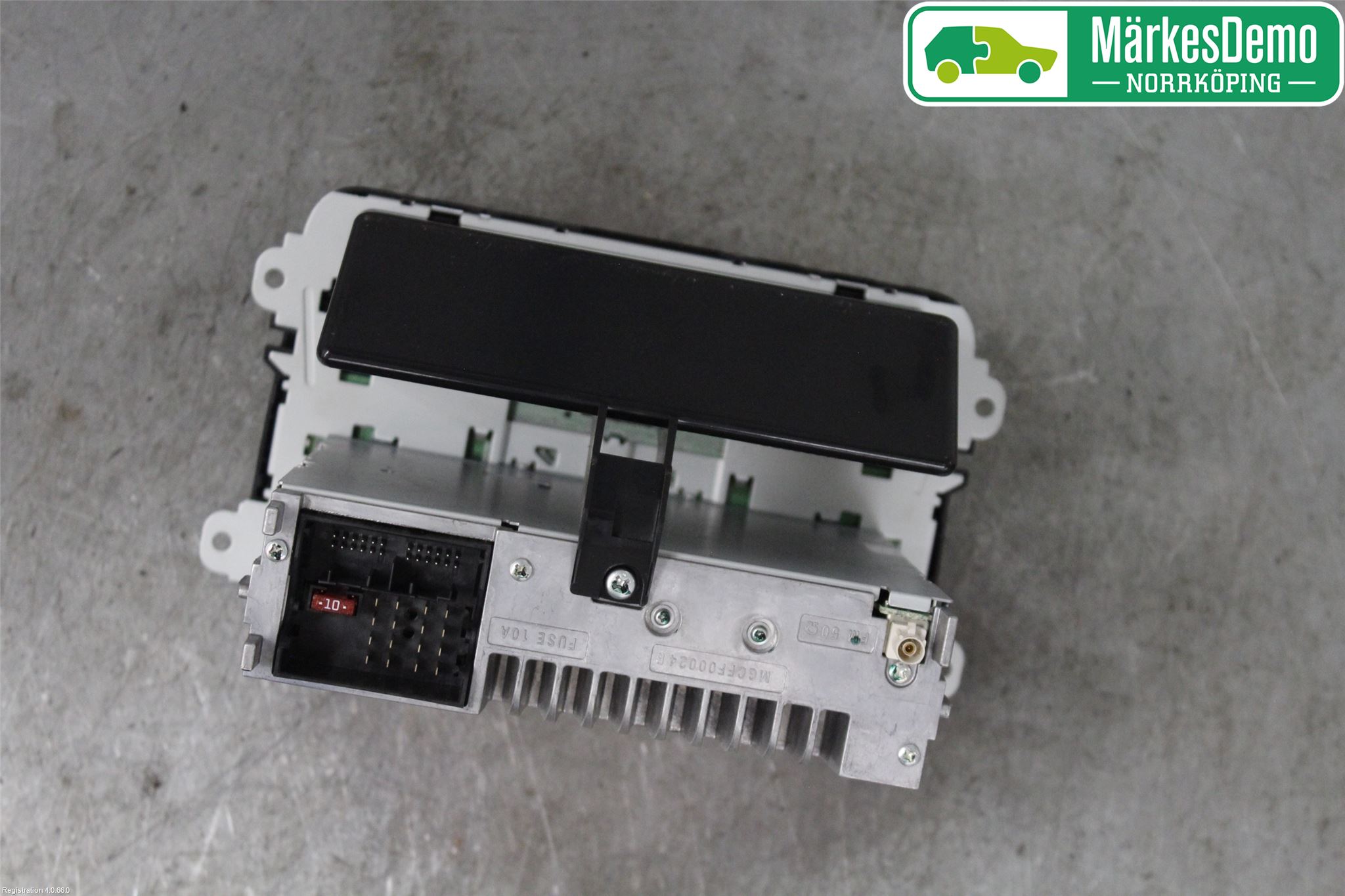Volkswagen VW GOLF VI 09-13 Stereo Radio Med Cd
